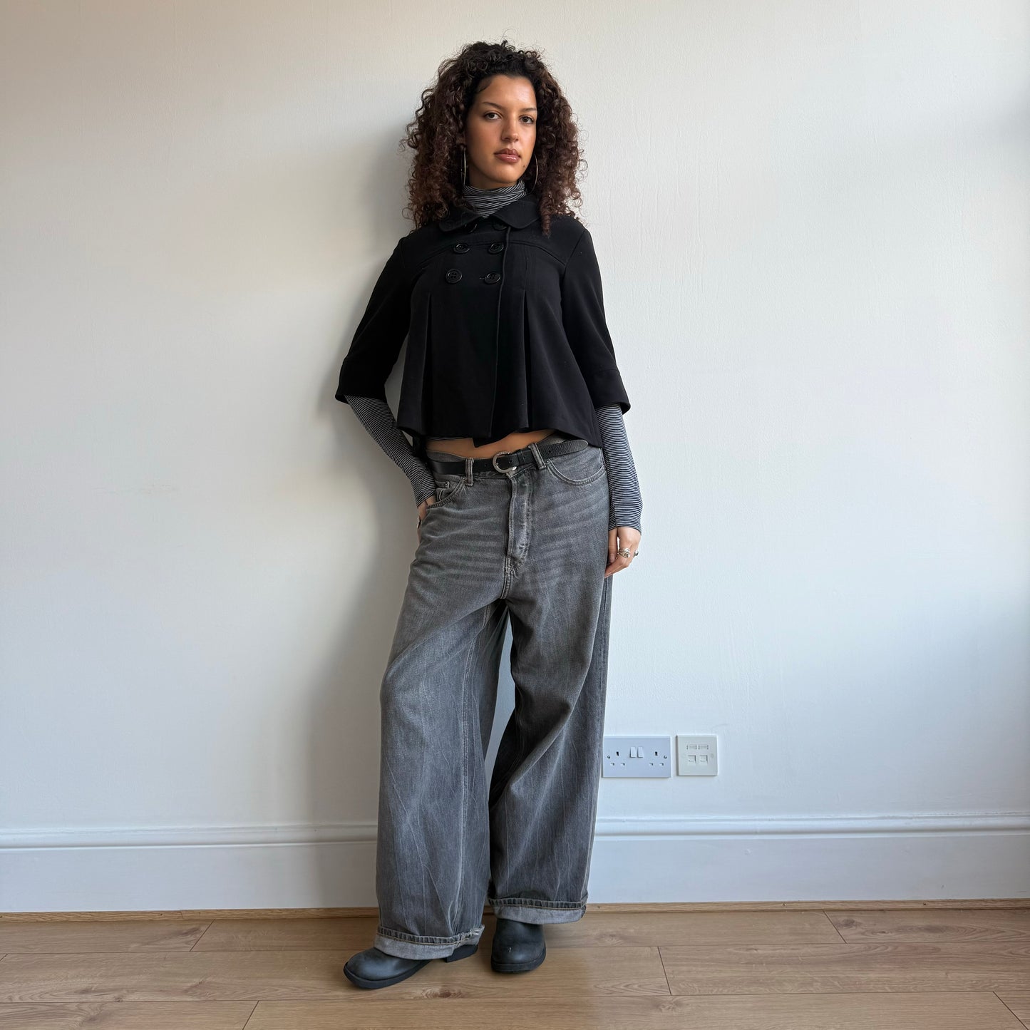 Black pleat peacoat - Size S