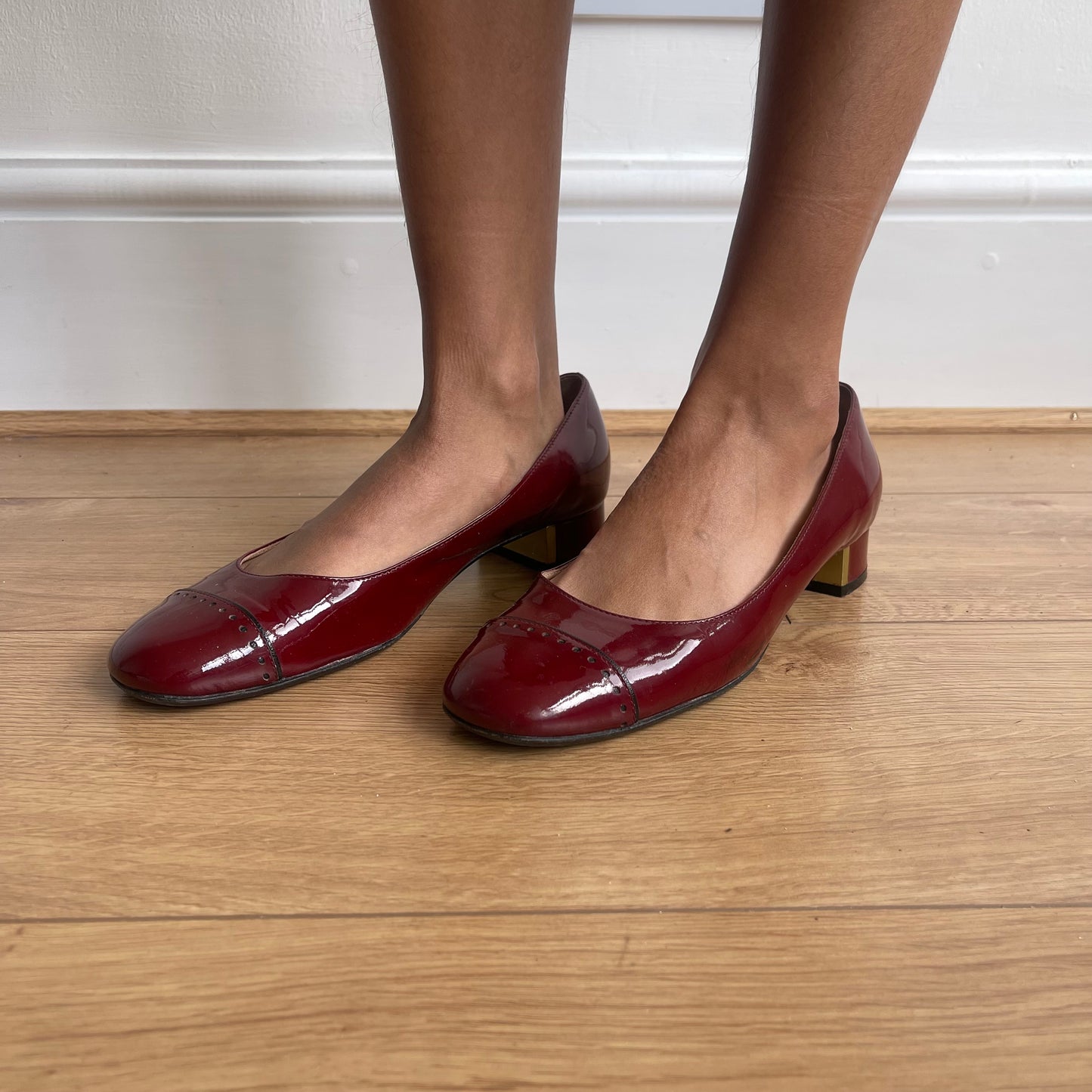 Red heeled ballet shoes - Size UK7