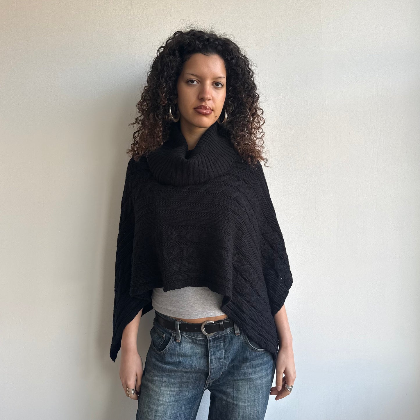 Black cable knit poncho - One Size