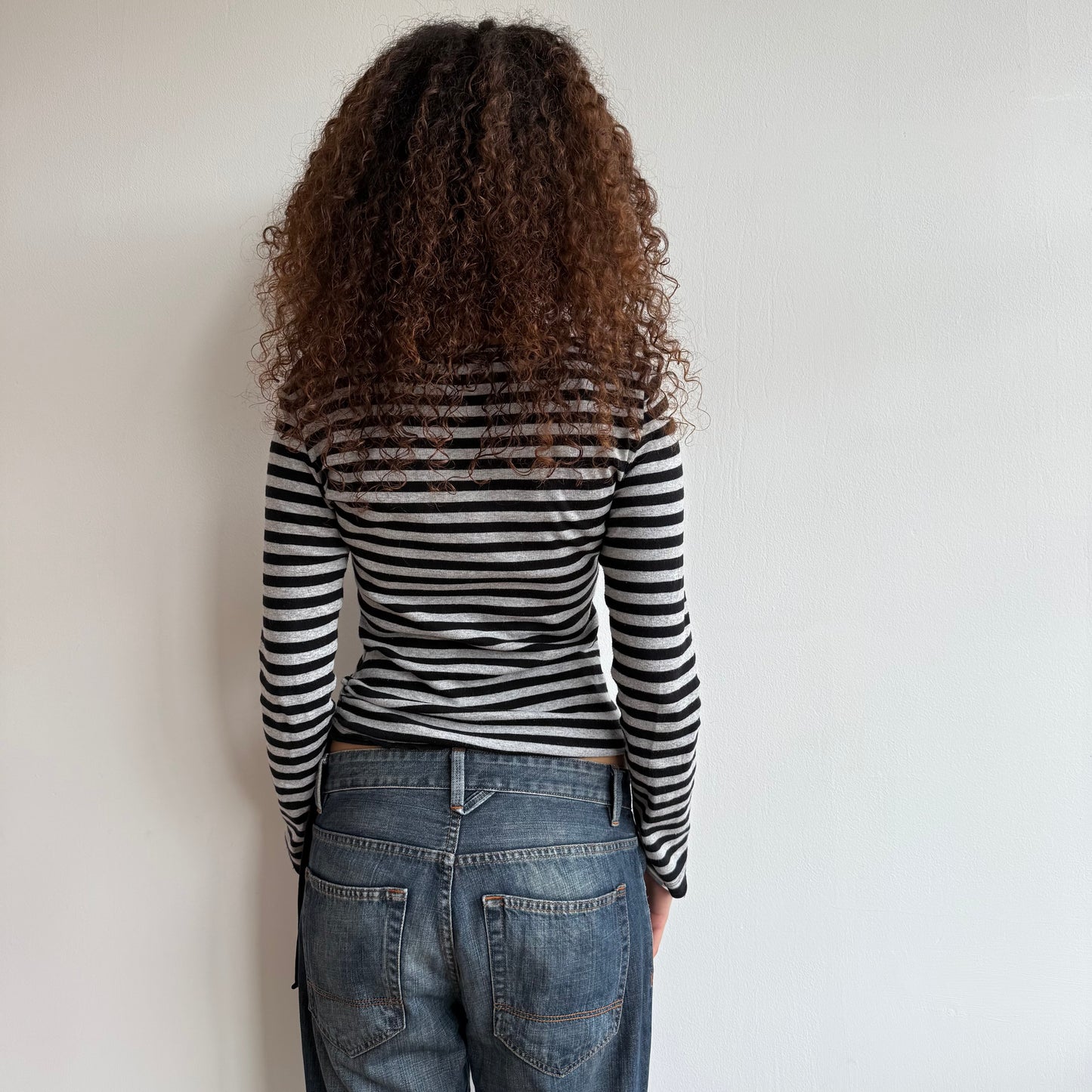 Black and grey long sleeve stripe top - S