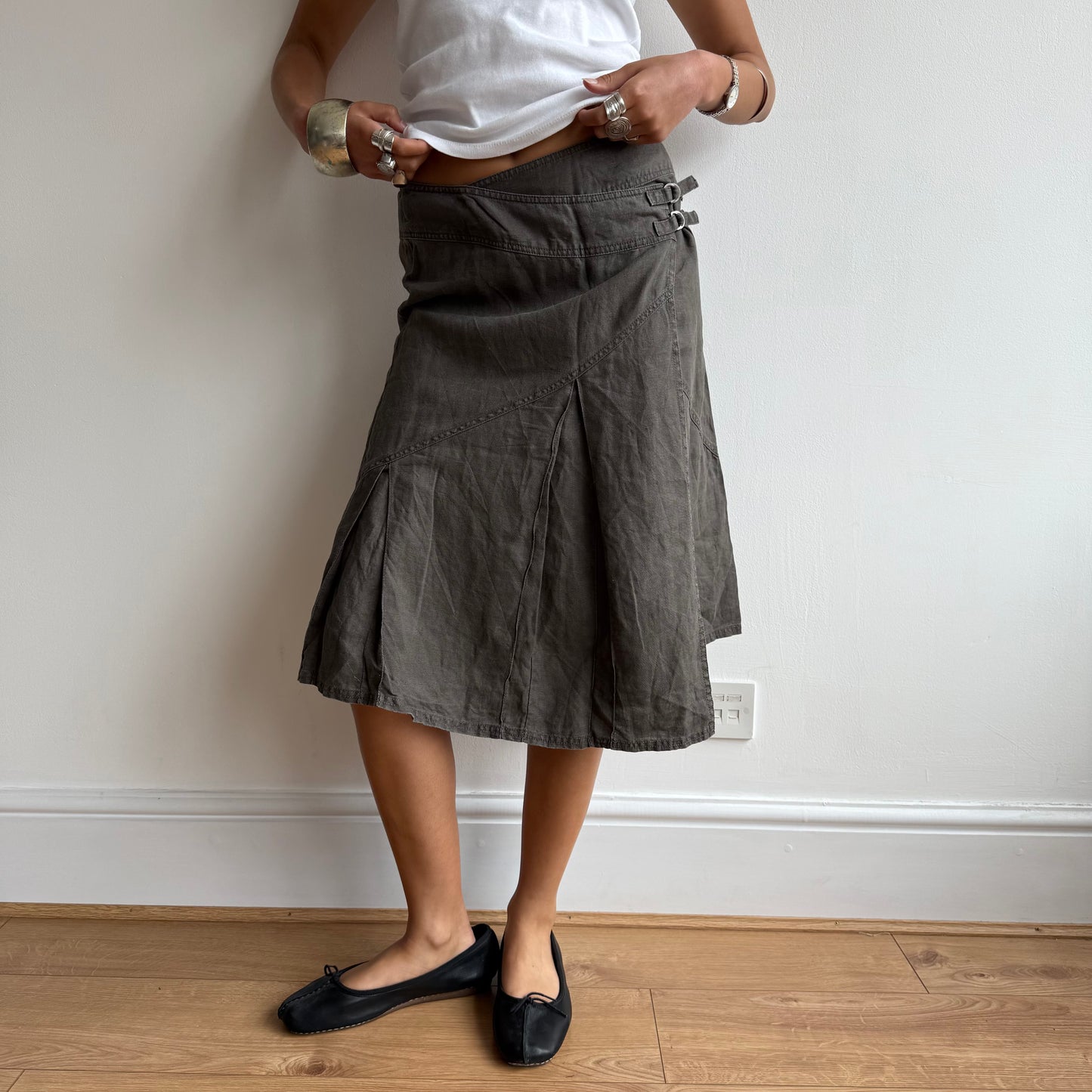 Khaki buckle midi skirt - Size M