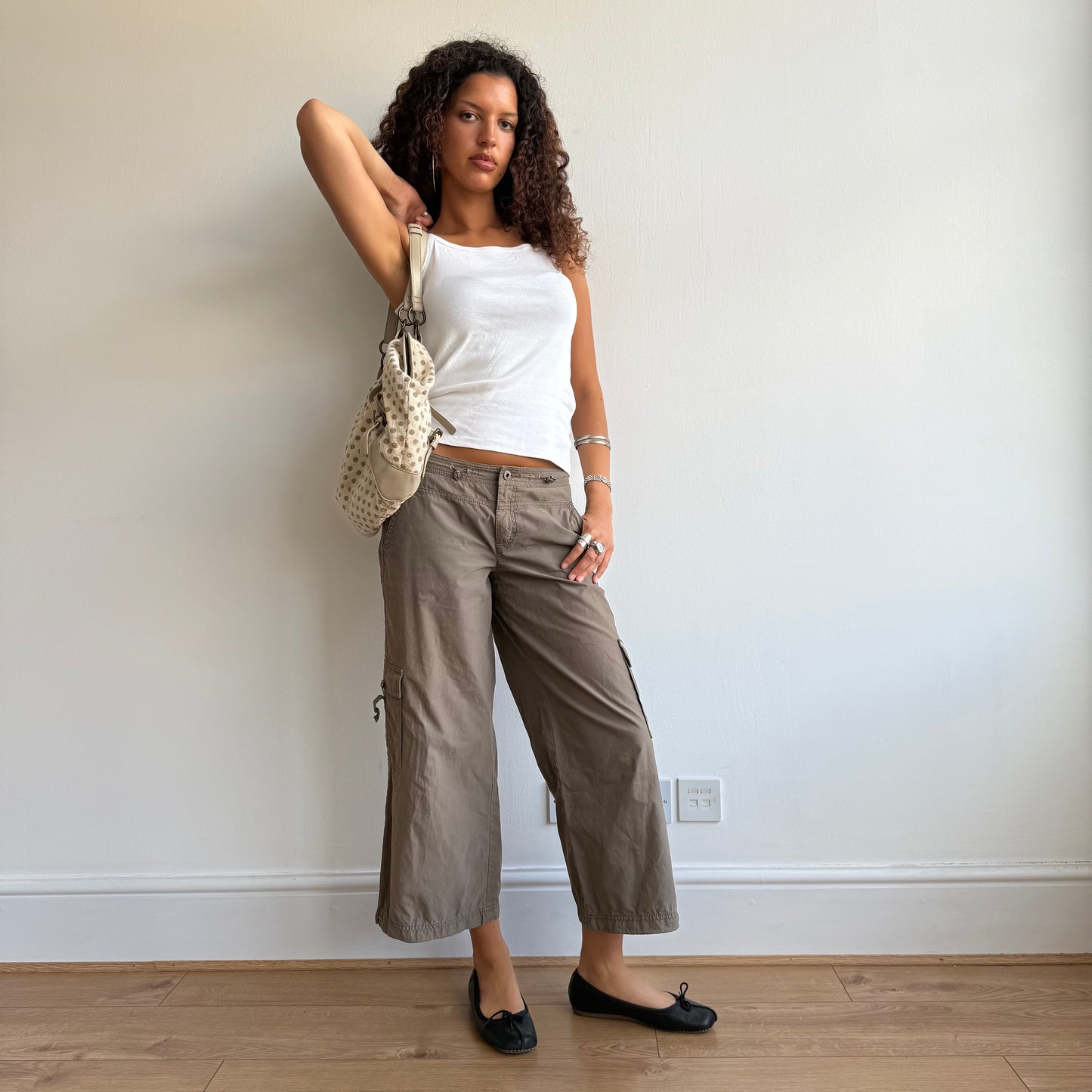 Khaki toggle capris - Size S