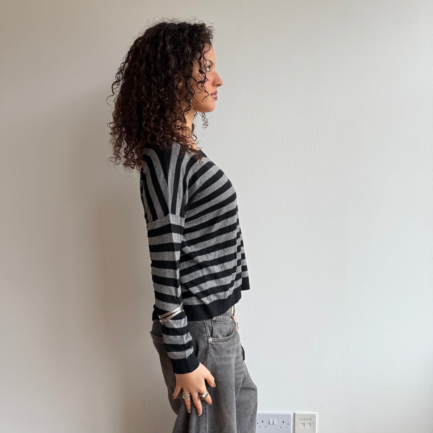 Striped button back knit - Size S