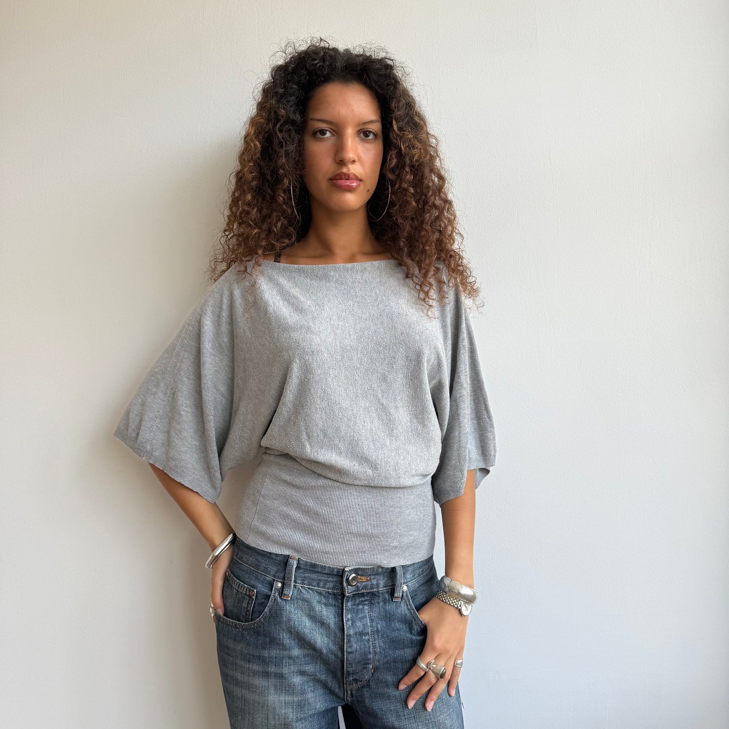Grey short sleeve slouchy knit - Size M