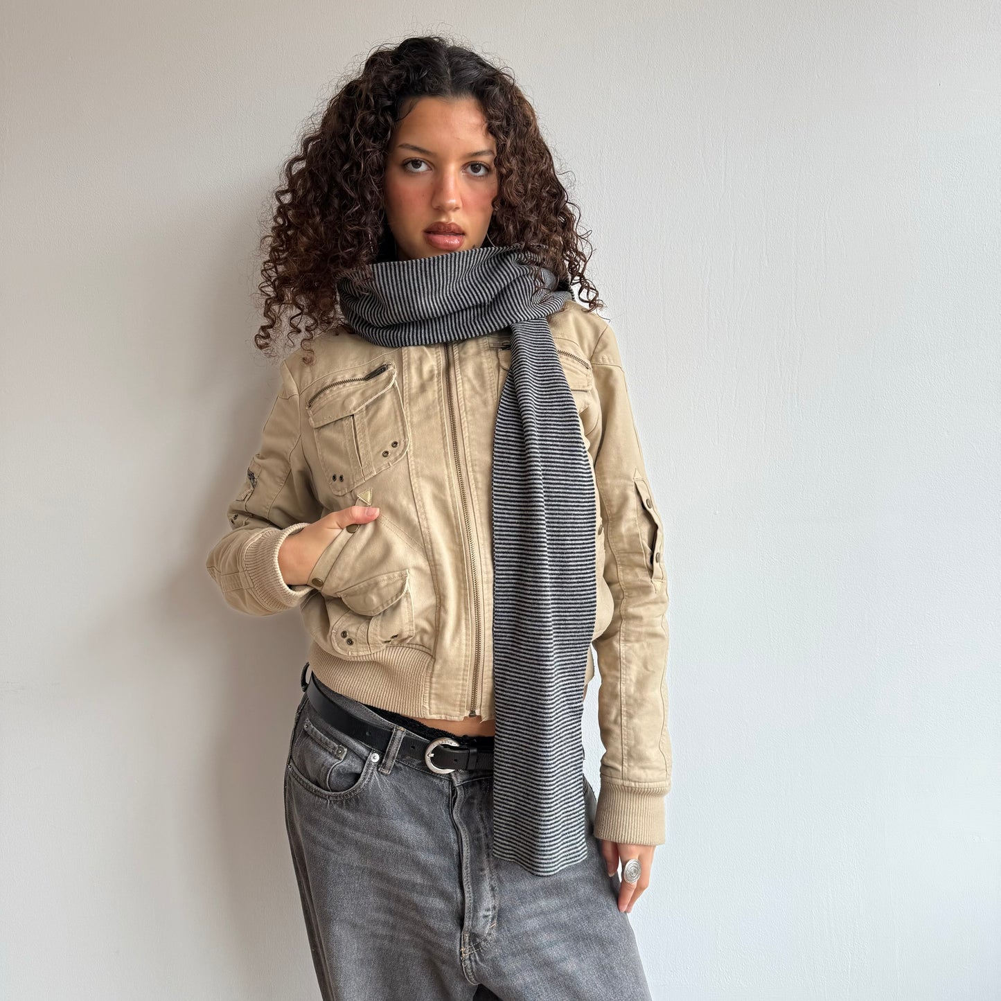 Grey stripe scarf