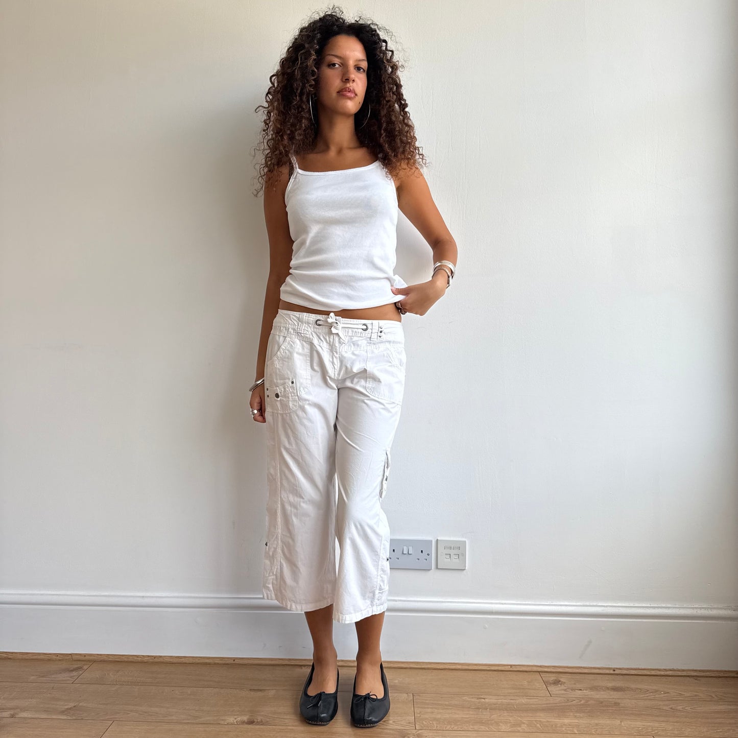 White cargo capris - Size M