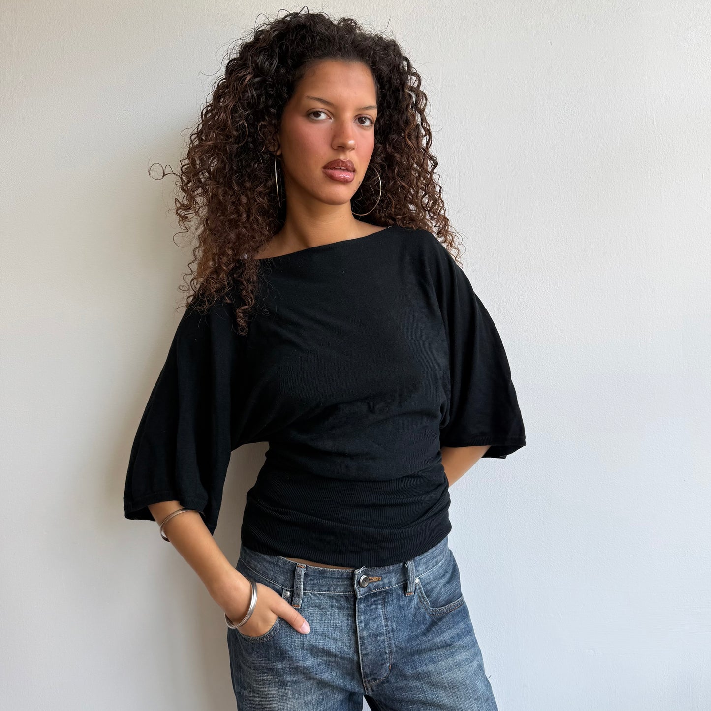Black short sleeve slouchy knit - Size S-M