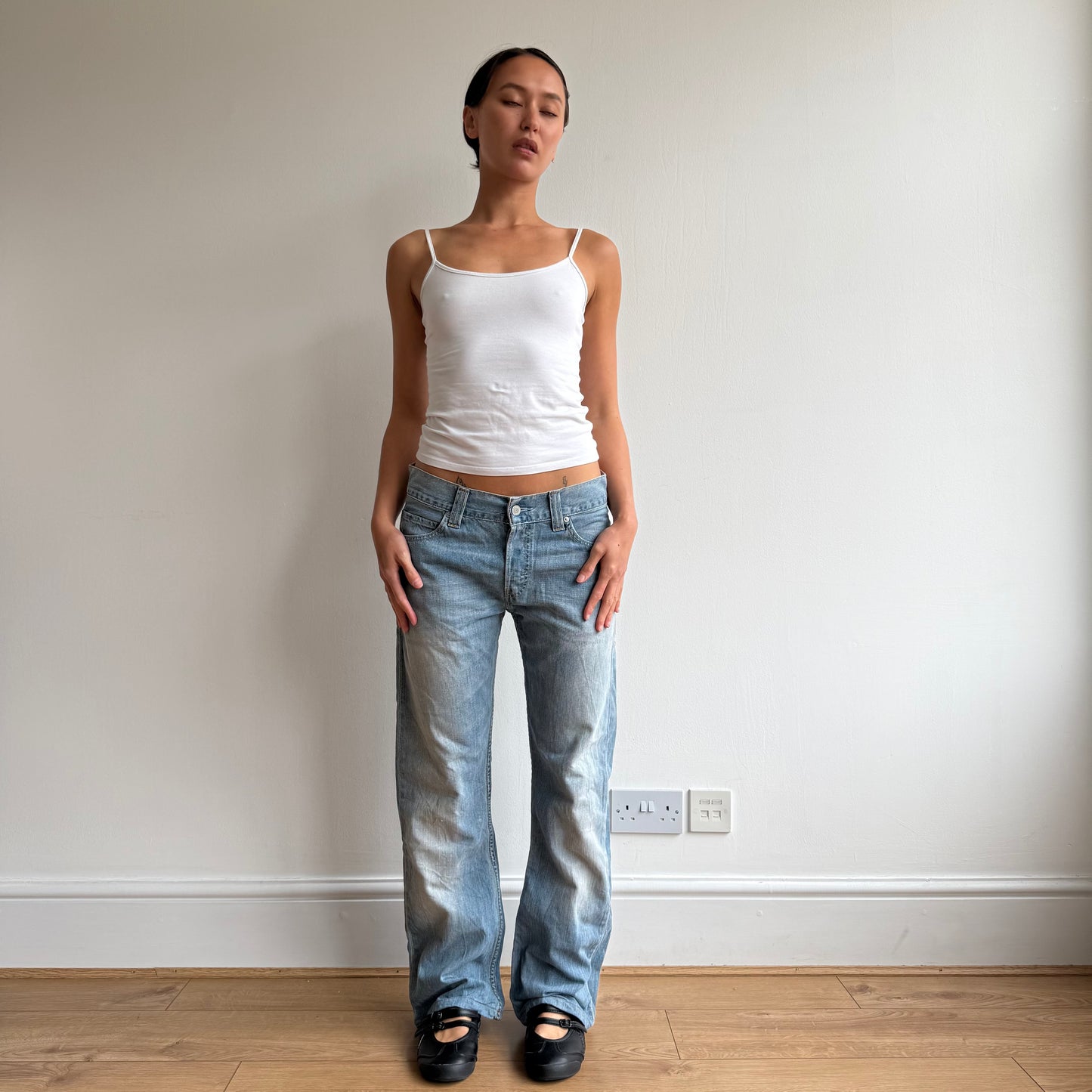 Levi’s 512 bootcut jeans - Size 32”