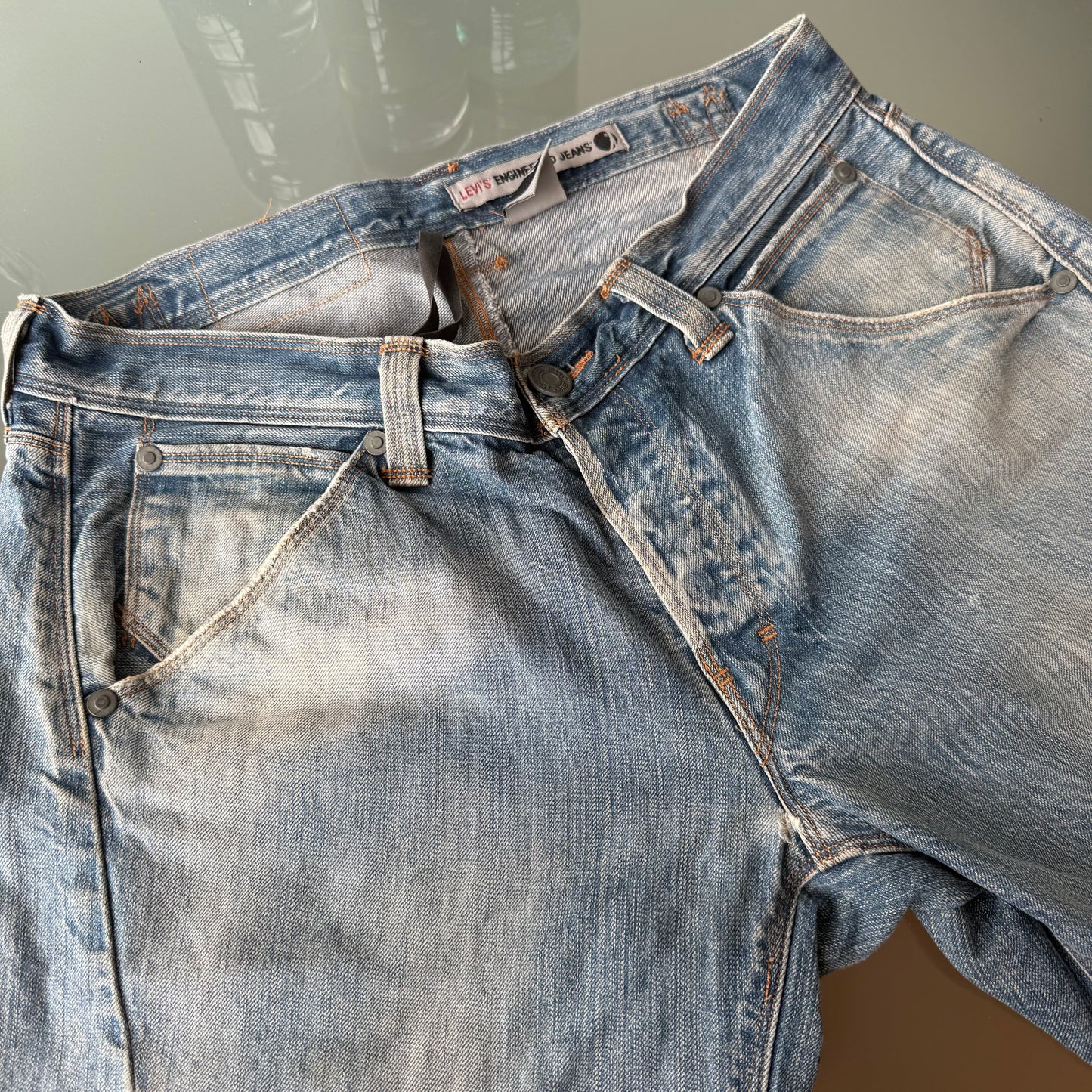 Levi’s Engineered jorts - Size M