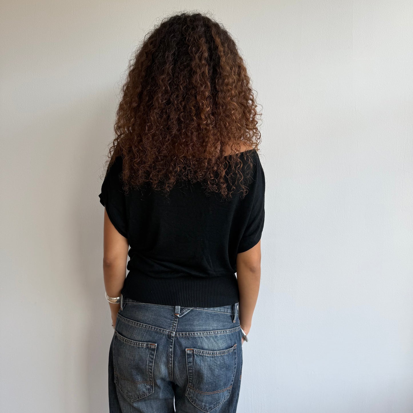 Black short sleeve slouchy knit - Size S/M
