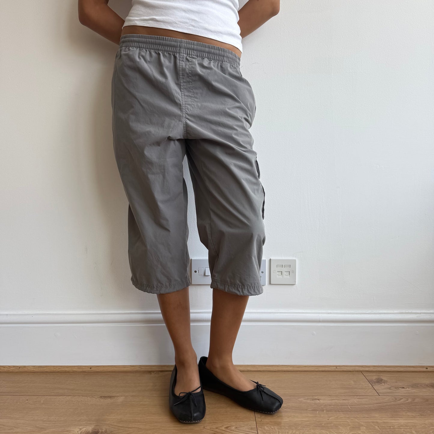 Dark grey Adidas capris - Size S