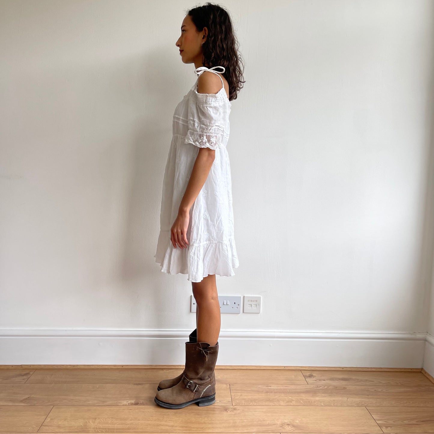 White off shoulder milkmaid dress - Size M