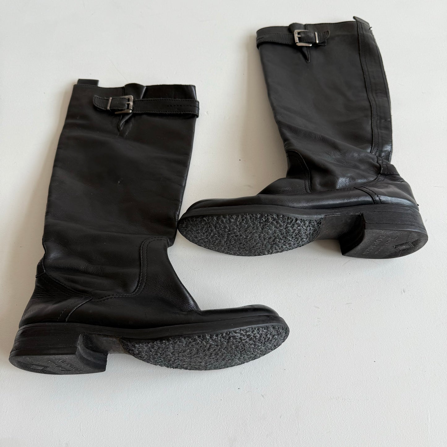 Black 90’s leather boots - Size UK5