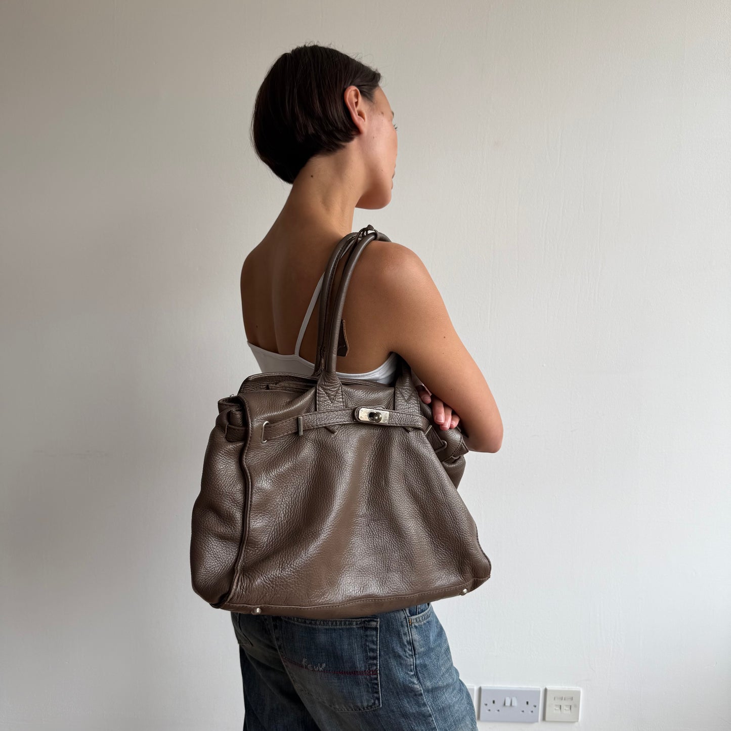 Brown leather ‘firkin’ bag - One Size