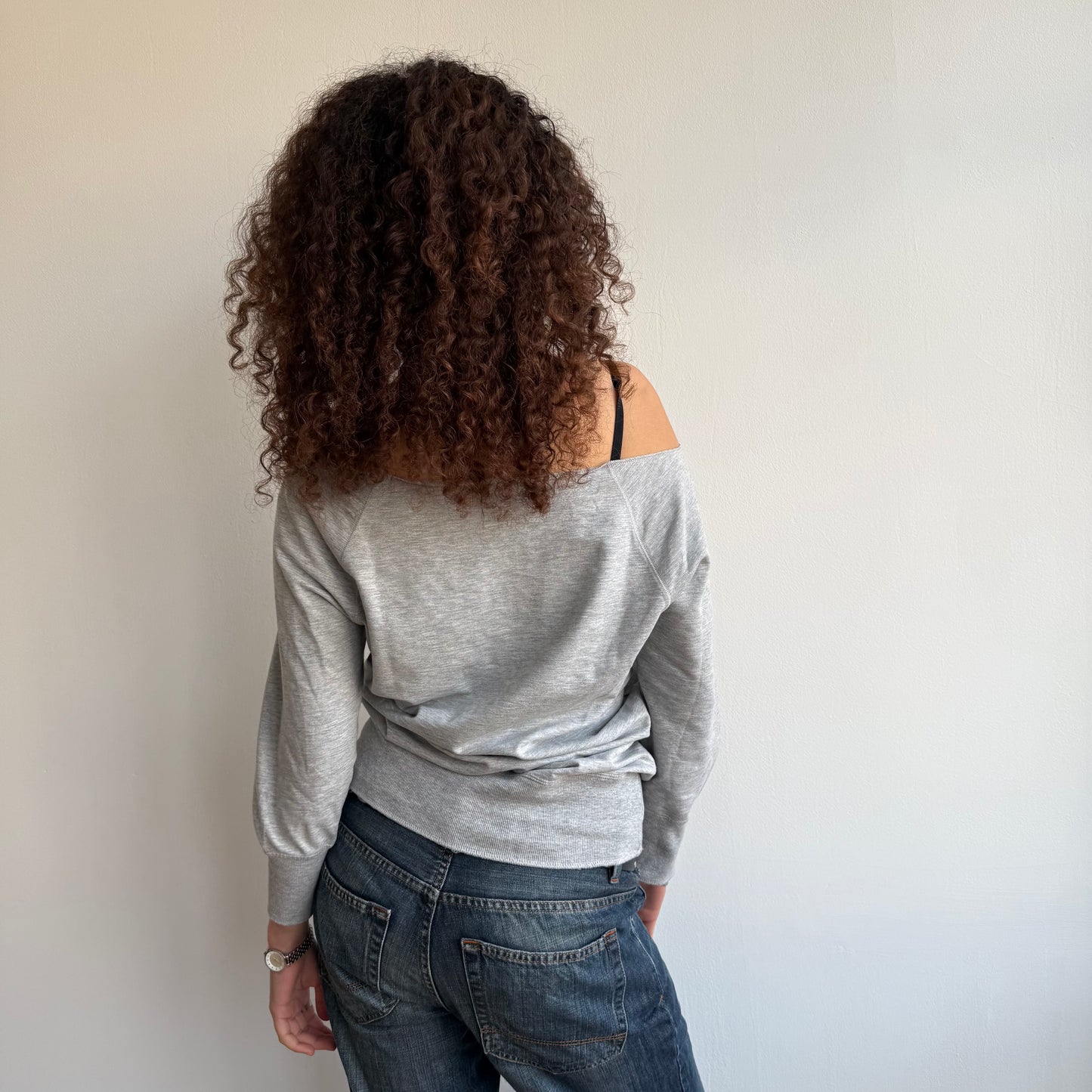Grey off shoulder sweatshirt - Size M