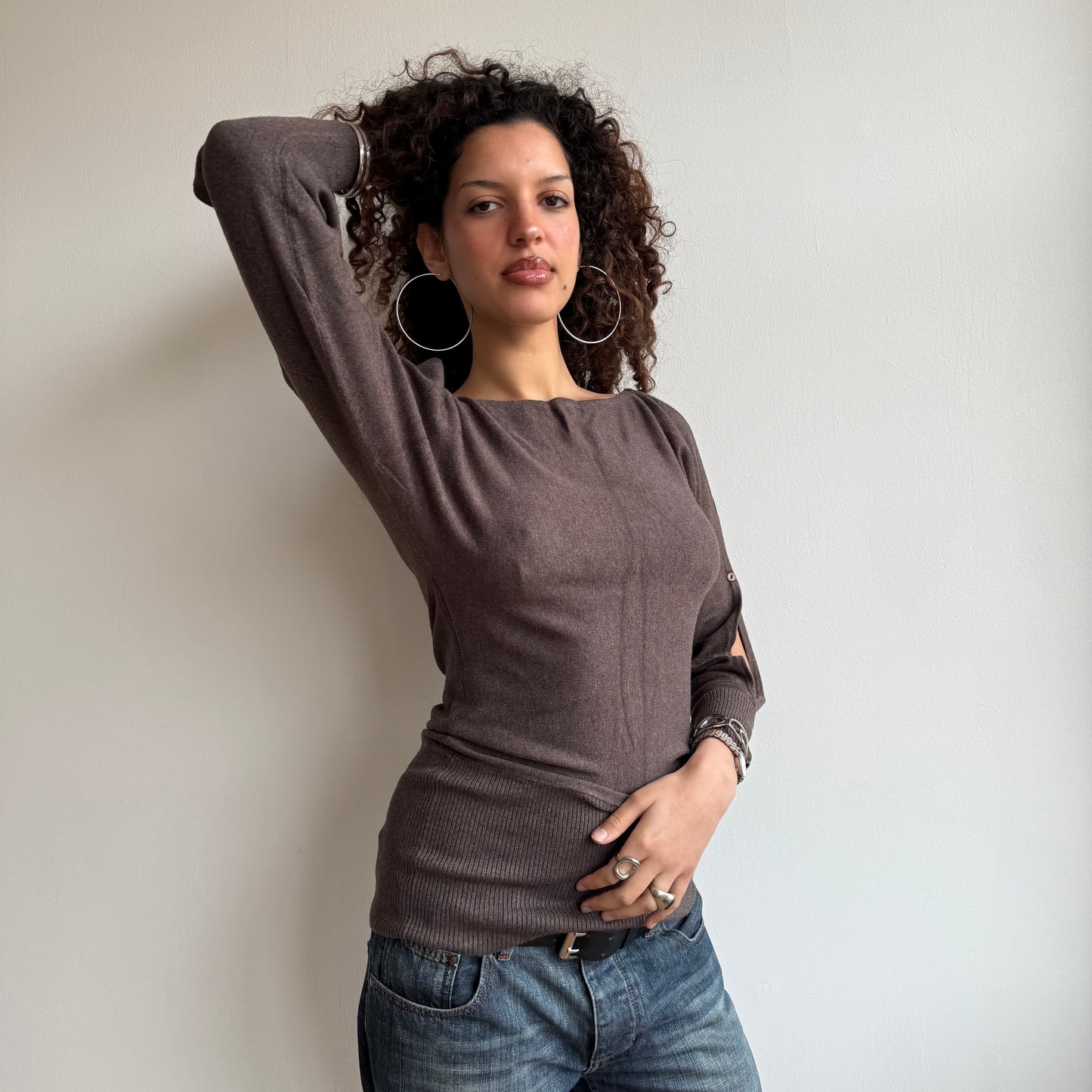 Brown cold shoulder knit - Size S