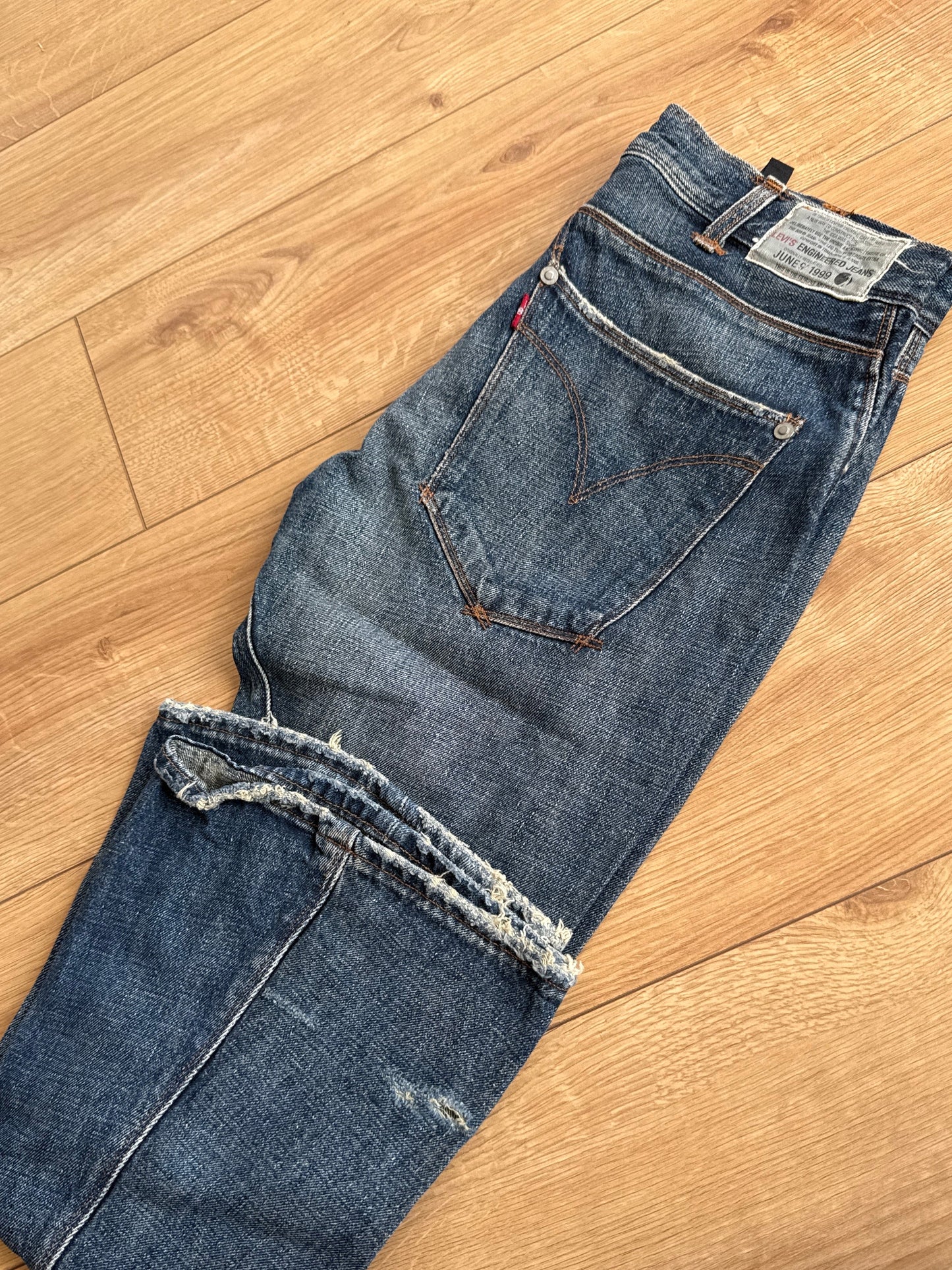 Levi’s Engineered 1999 bootcut jeans - Size 32x32