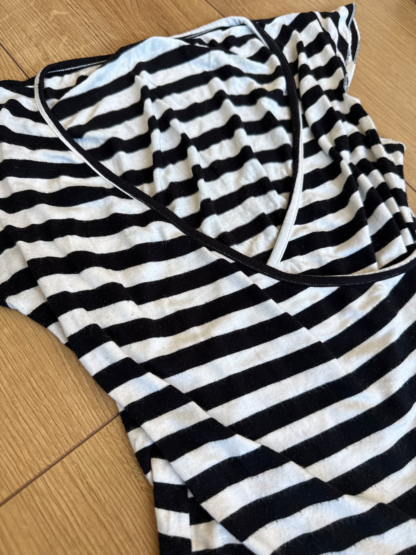 Black and white striped wrap top - Size S