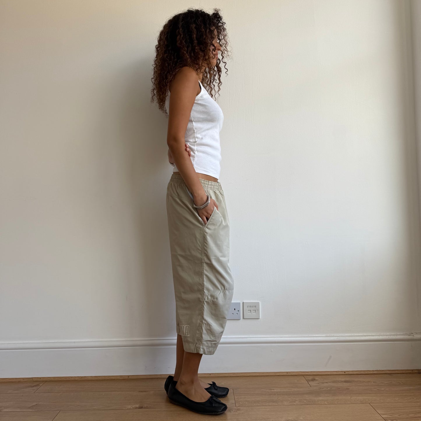 Beige Puma capris - Size L