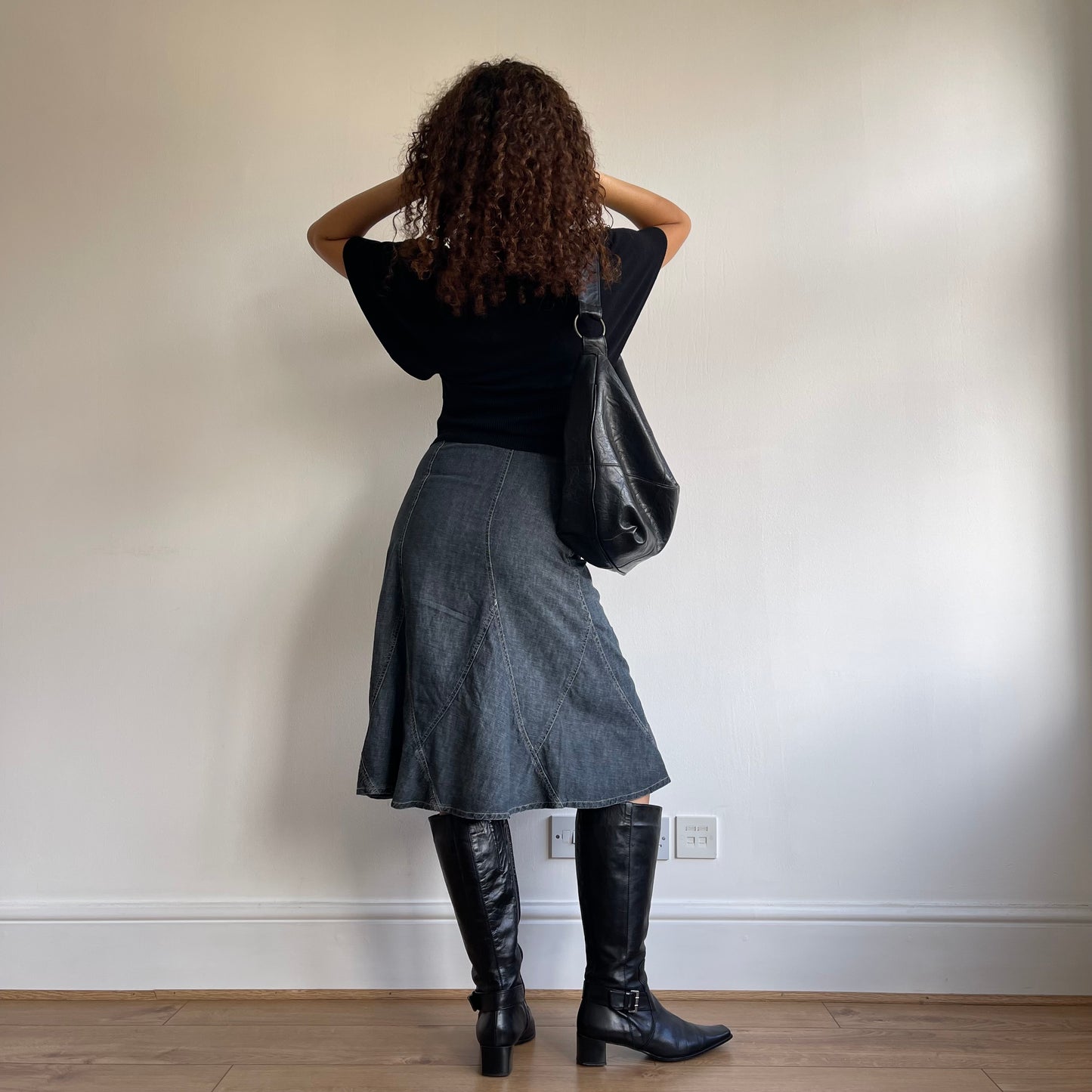 Black wide sleeve jumper - Size S