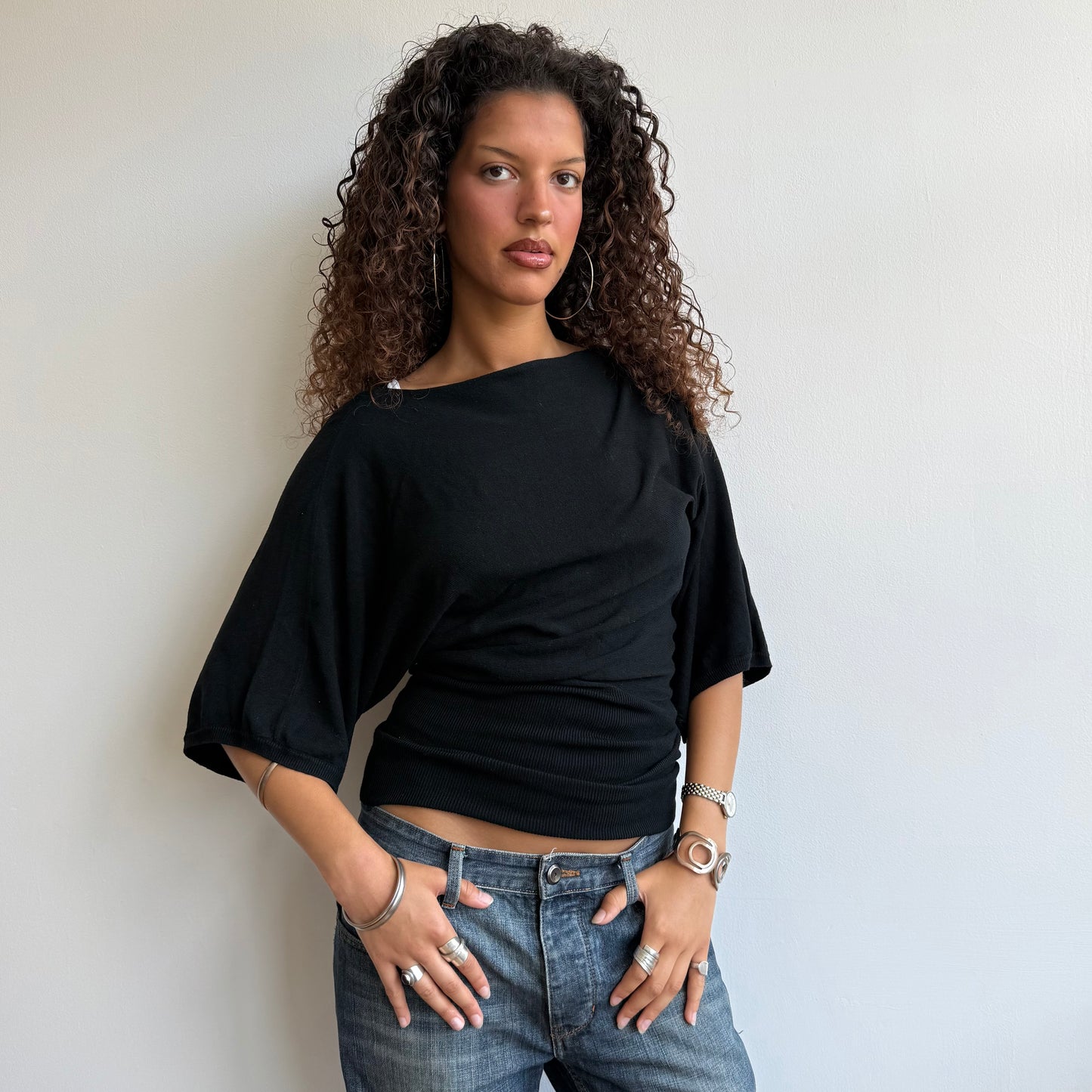 Black short sleeve slouchy knit - Size S-M