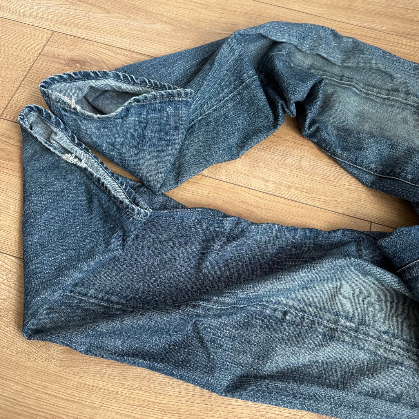 Levi’s Engineered button jeans - Size 32x34