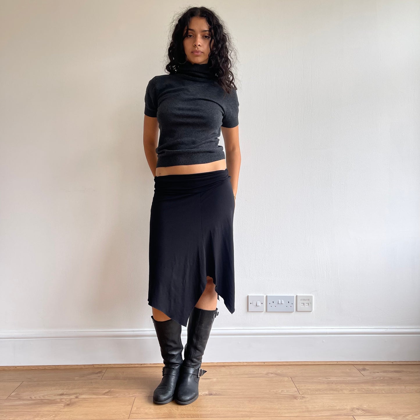 Grey short sleeve jumper - Size S/M