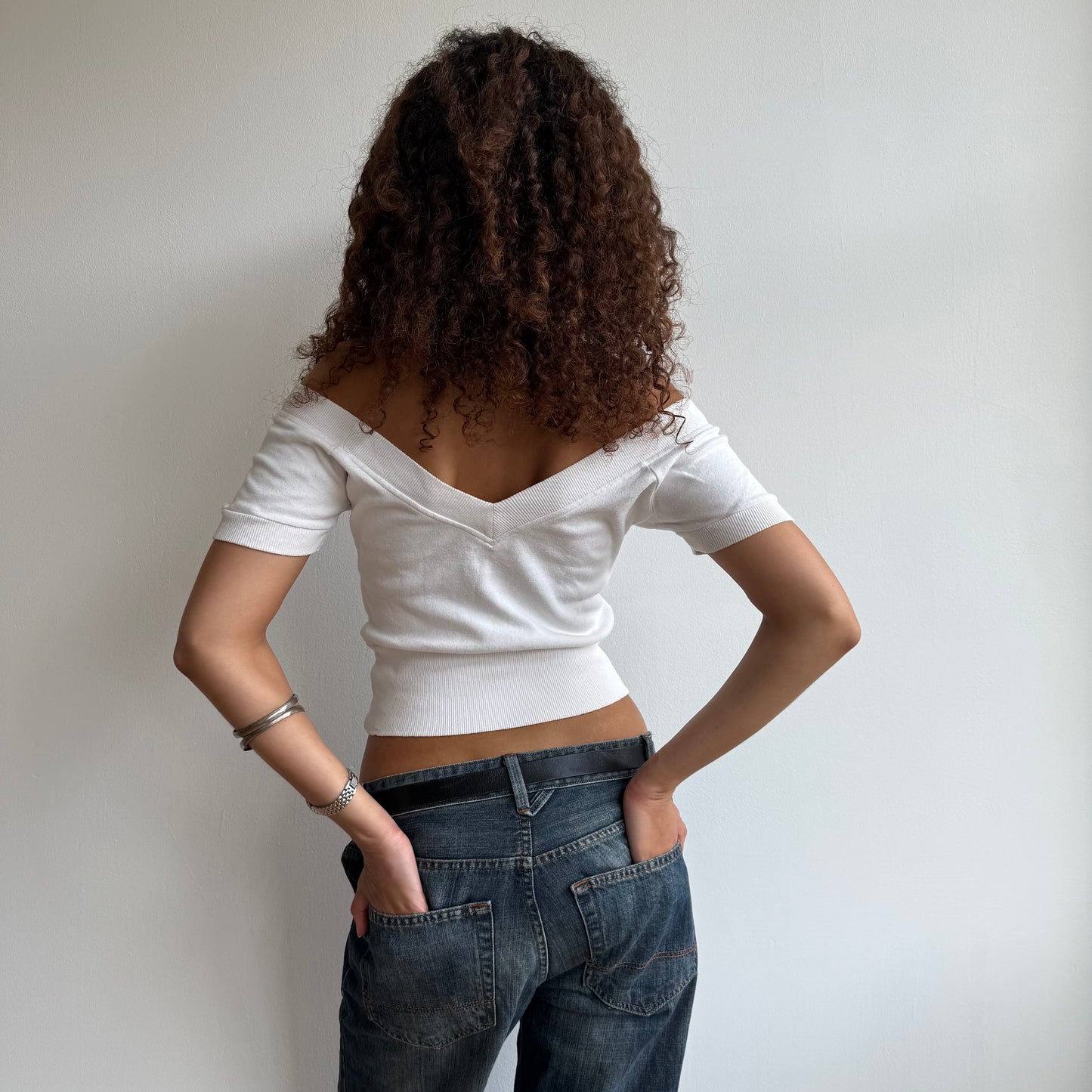 White v-neck top - Size S