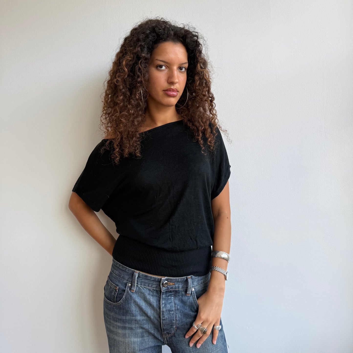 Black short sleeve slouchy knit - Size S/M