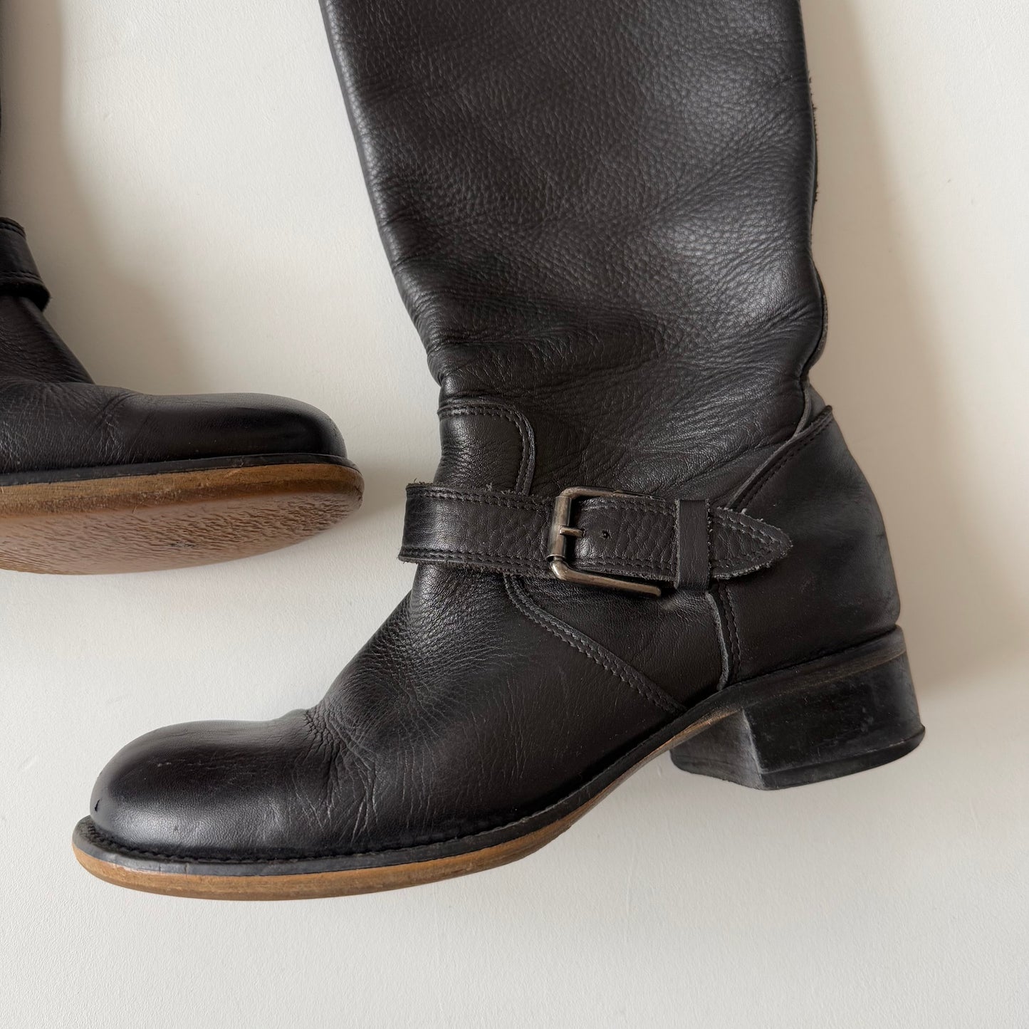 Black leather boots - Size UK4