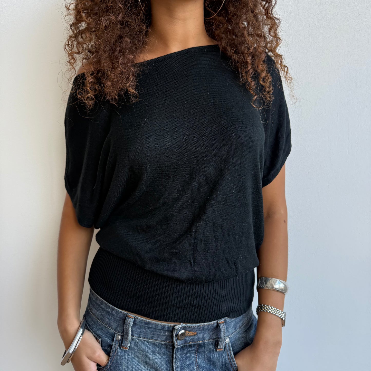 Black short sleeve slouchy knit - Size S/M