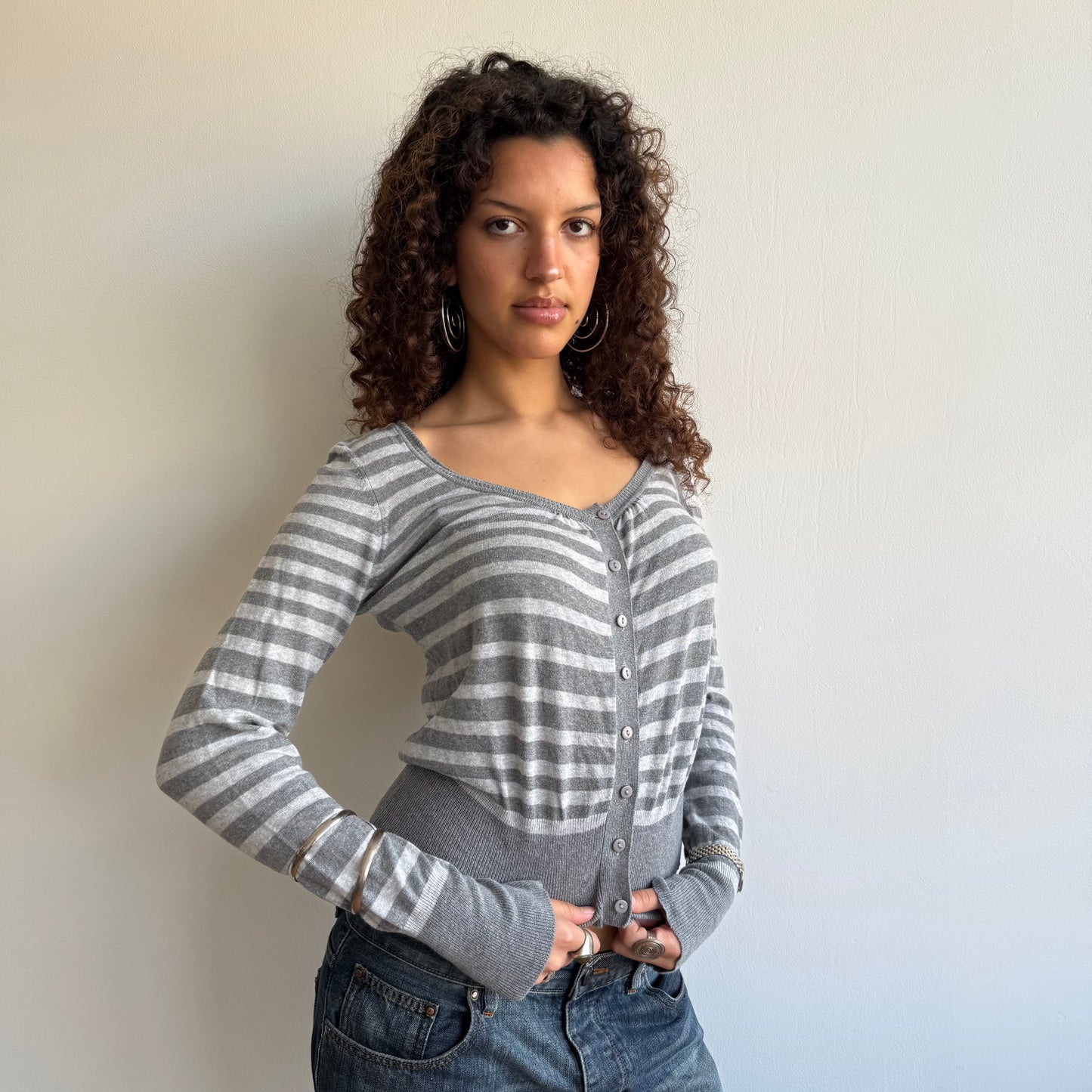 Light grey striped cardi - Size M