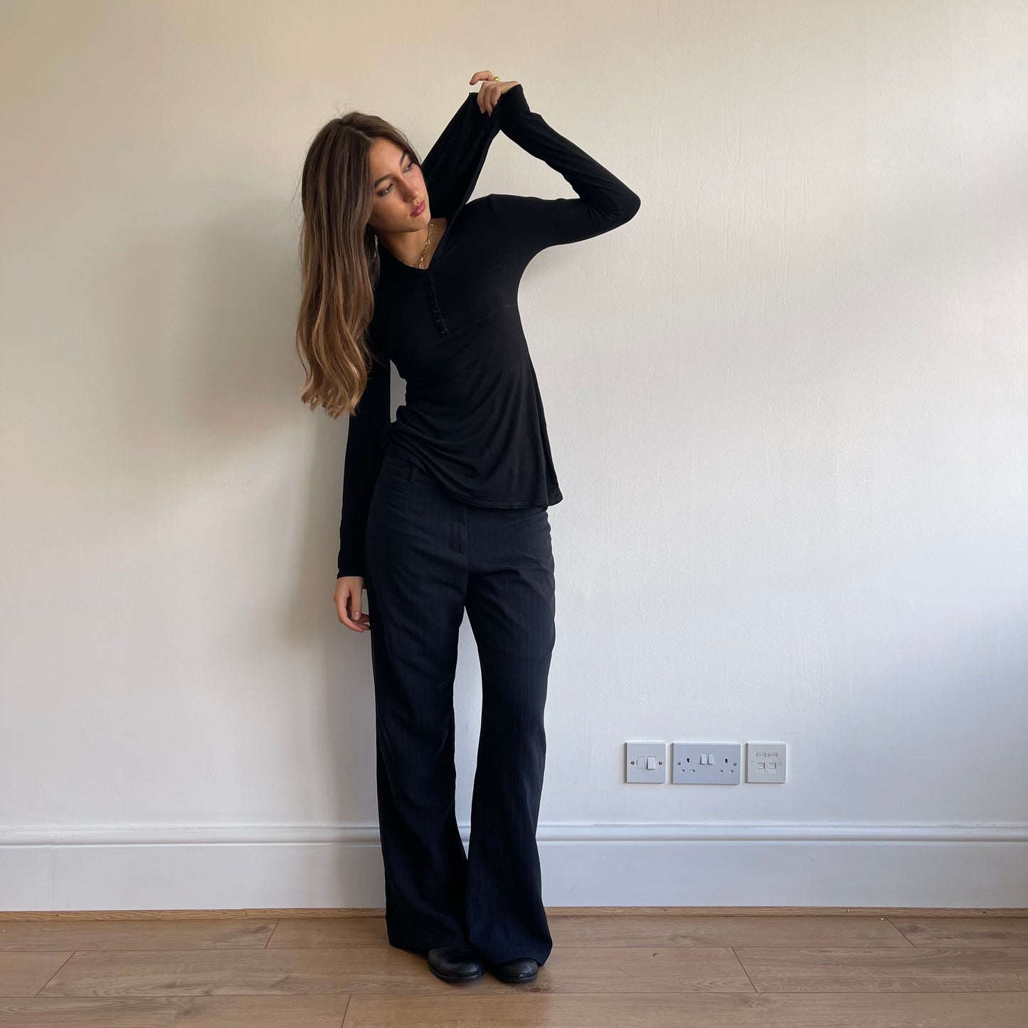 Black long sleeve hood top - Size S