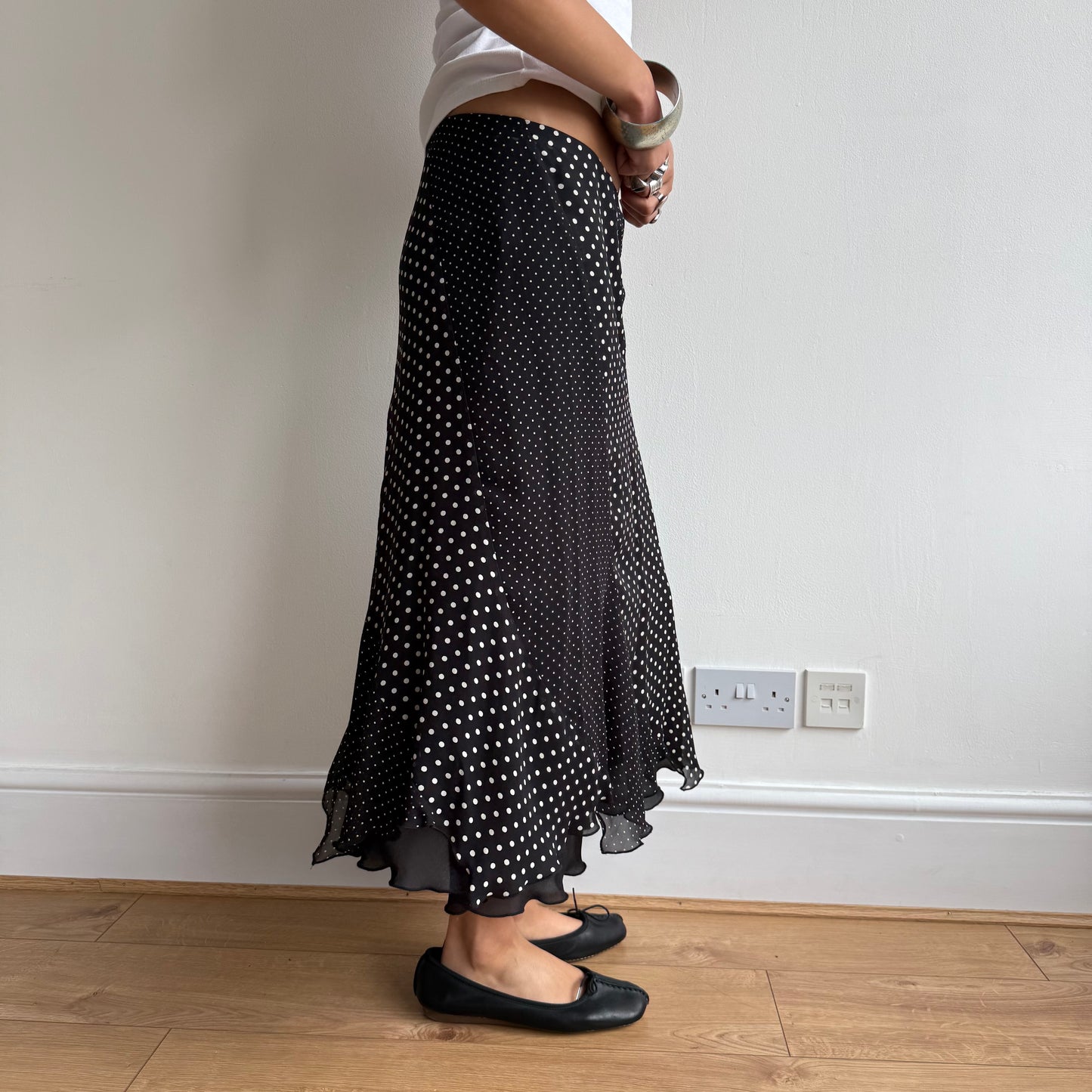 Black + white polka dot midi skirt - Size M