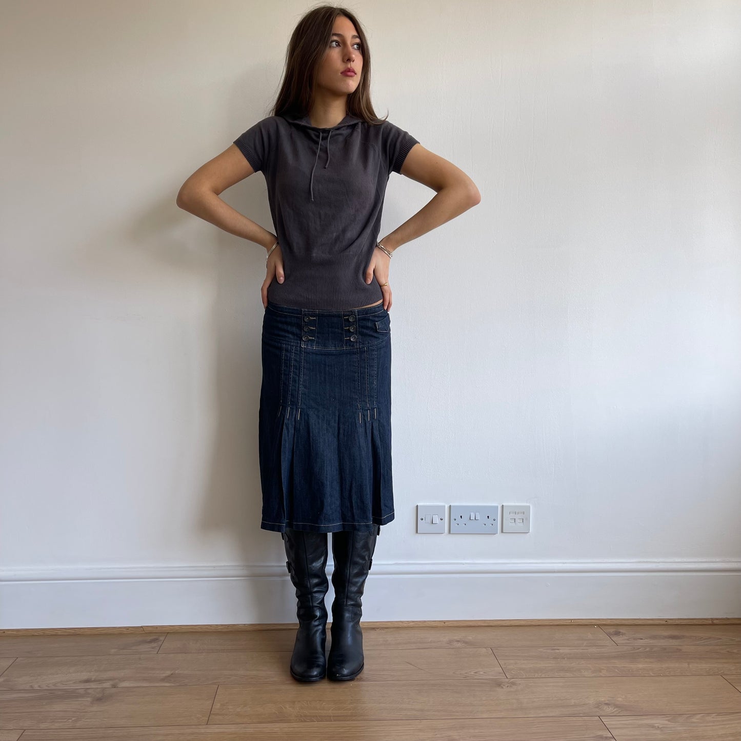 Grey short sleeve hooded knit - Size S