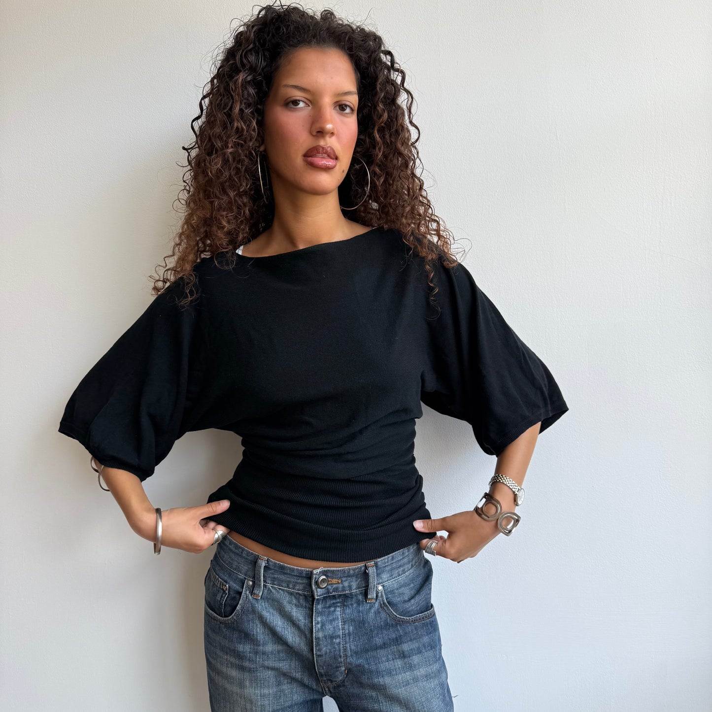 Black short sleeve slouchy knit - Size S-M