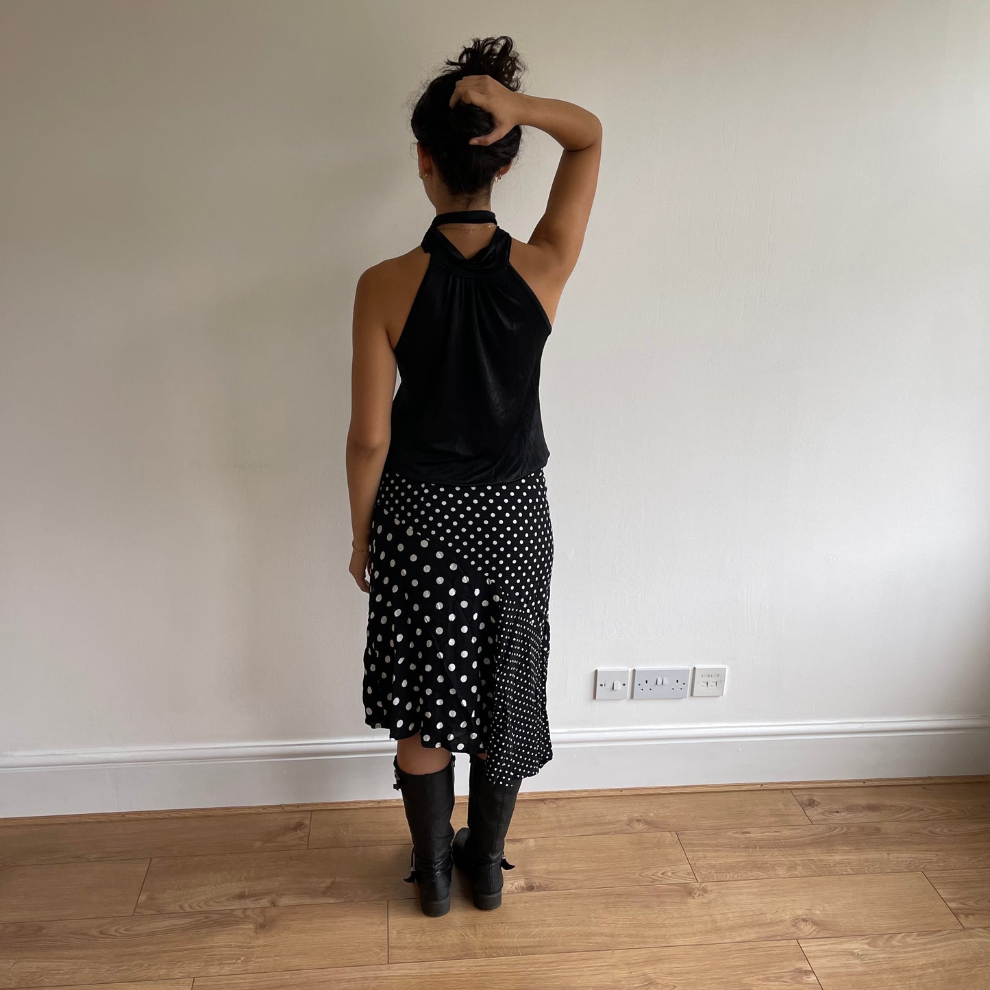 Polka dot asymmetric midi skirt - Size M/L