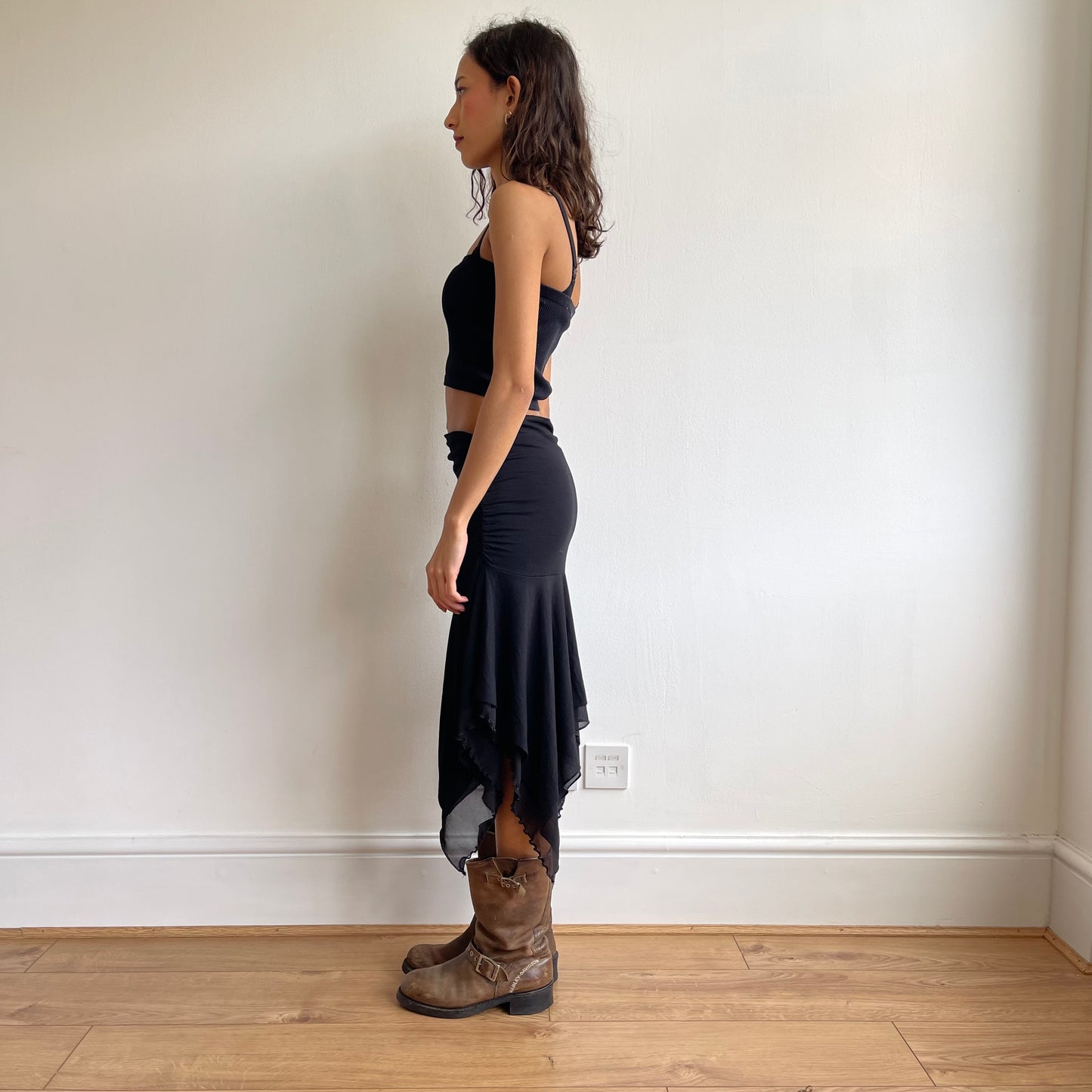 Black floaty asymmetric skirt - Size S