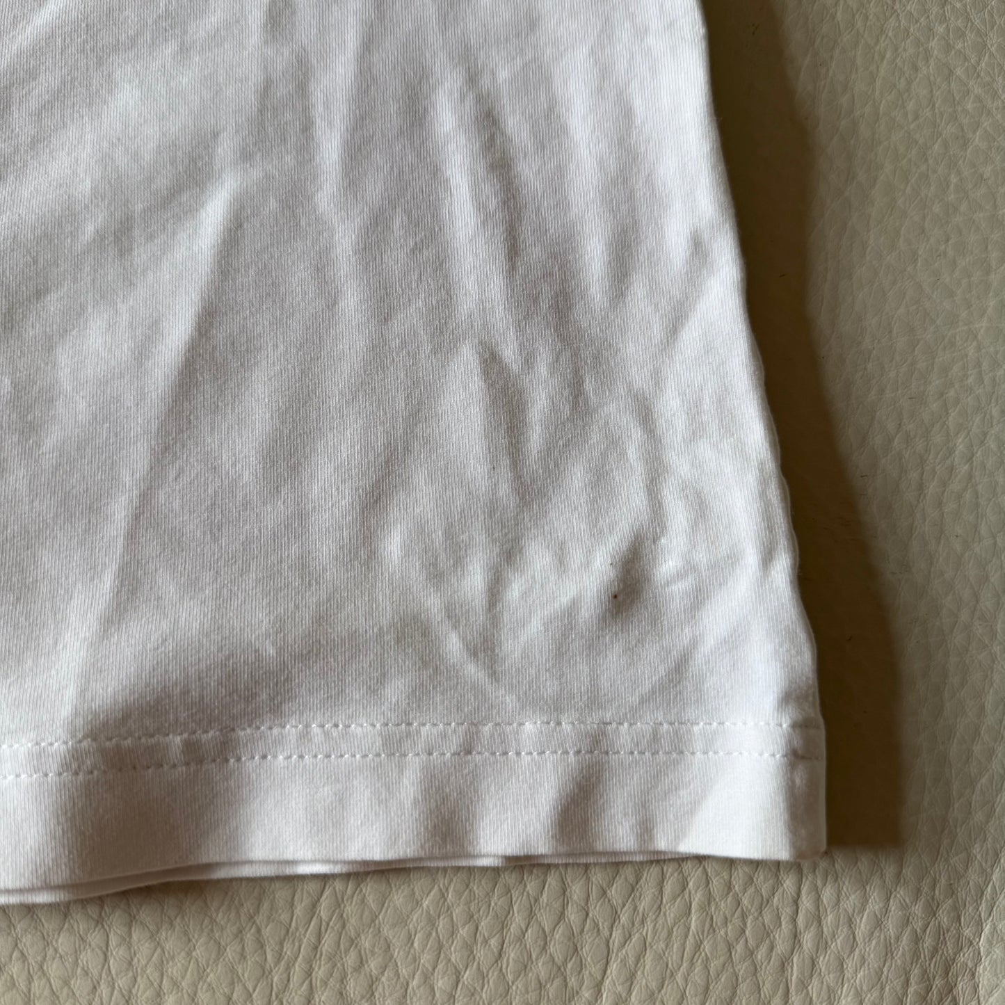 White Nike keyhole top - Size S