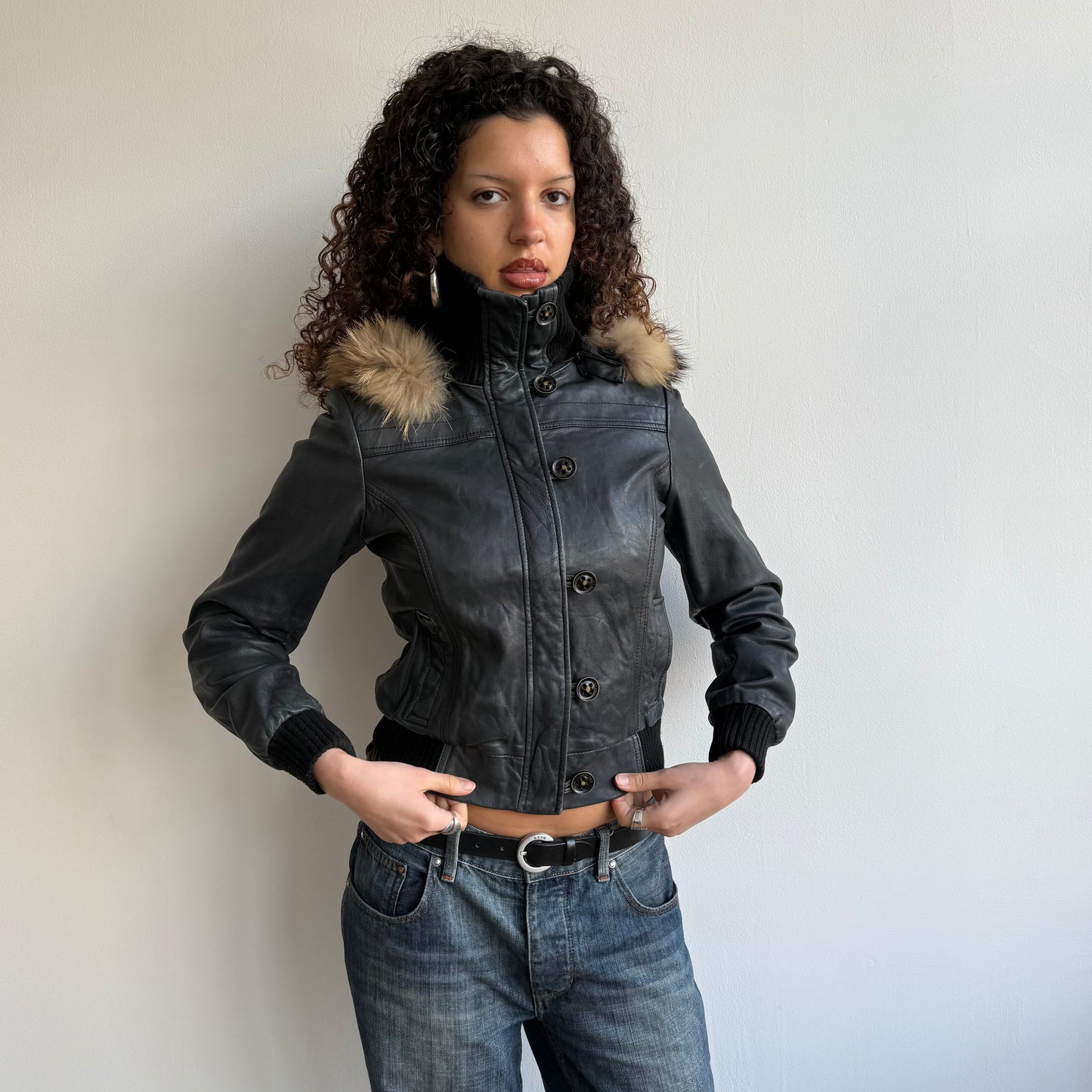 Black leather bomber with fur hood - Size S