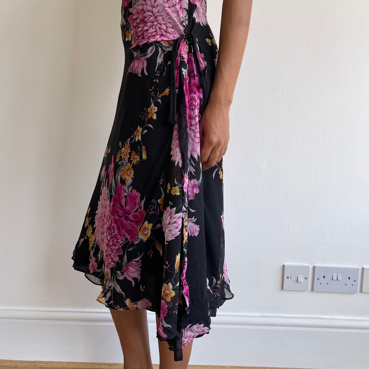 Black and purple floral midi dress - Size S