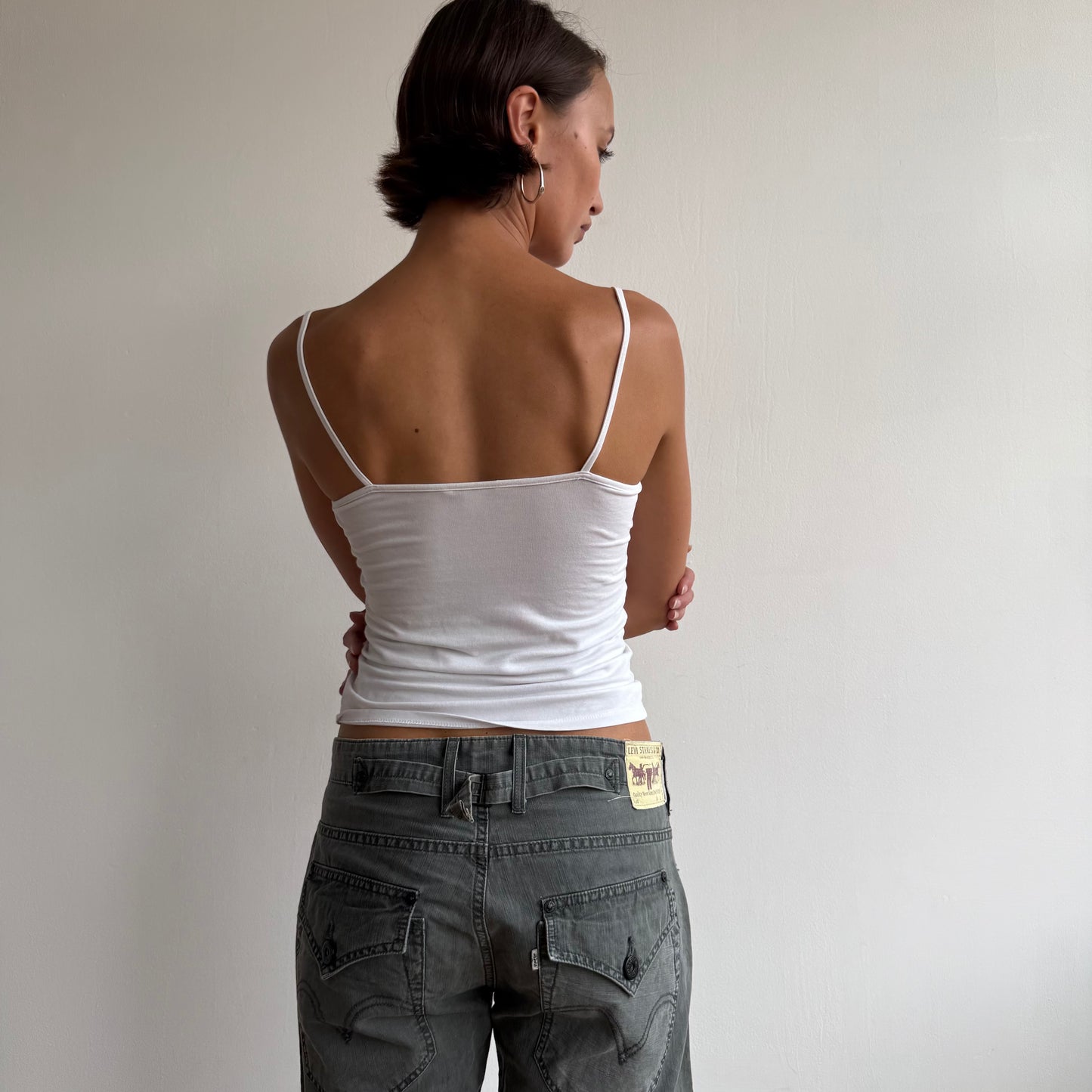 Levi’s grey cinch back jeans - Size 30x34