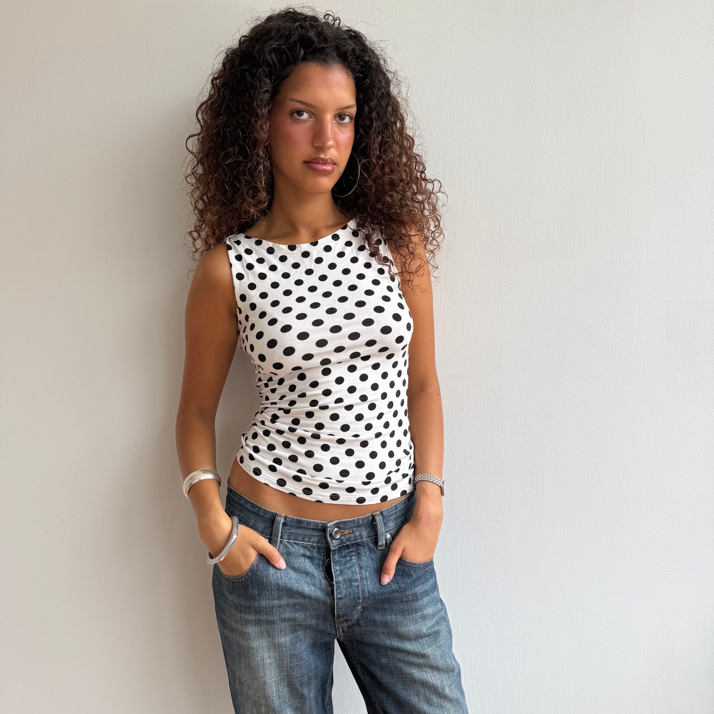 White polka dot top - Size M