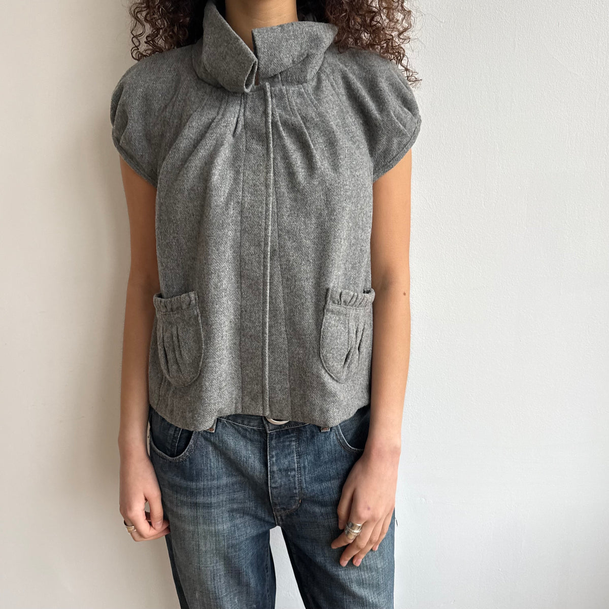 Grey short sleeve peacoat - Size M