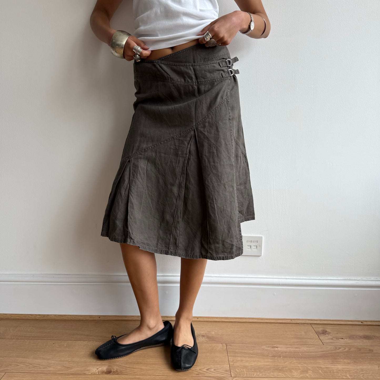 Khaki buckle midi skirt - Size M