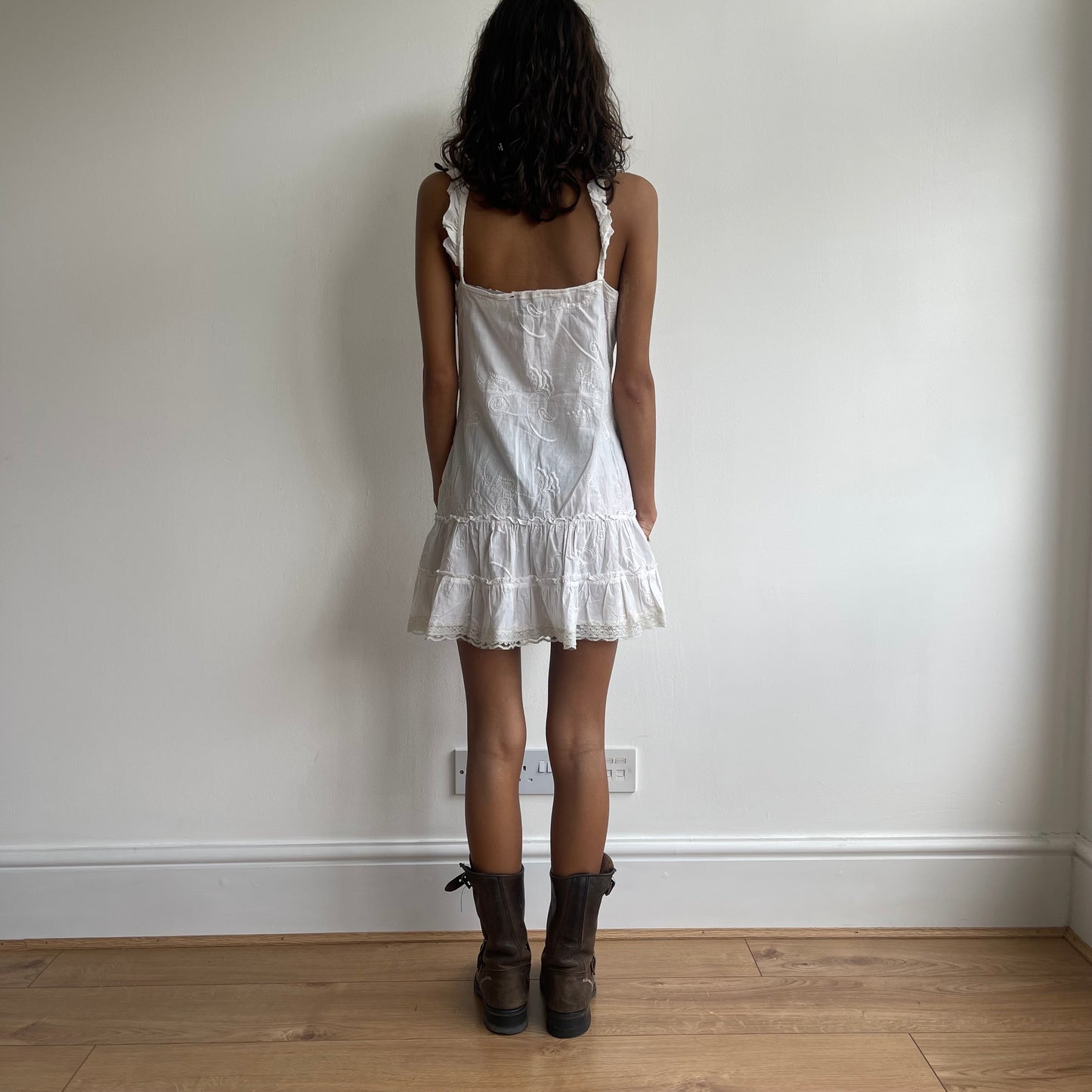 White milkmaid ruffle dress - Size XS