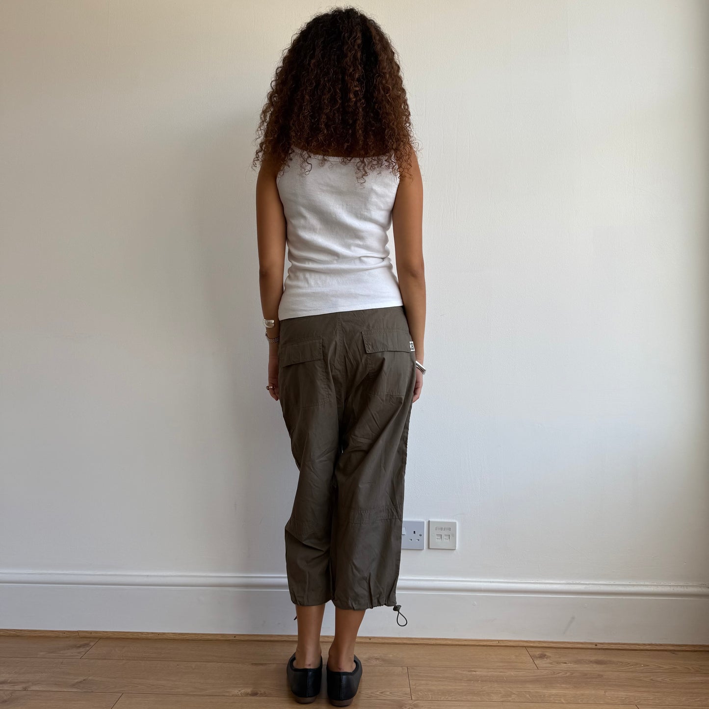 Khaki toggle capris - Size M