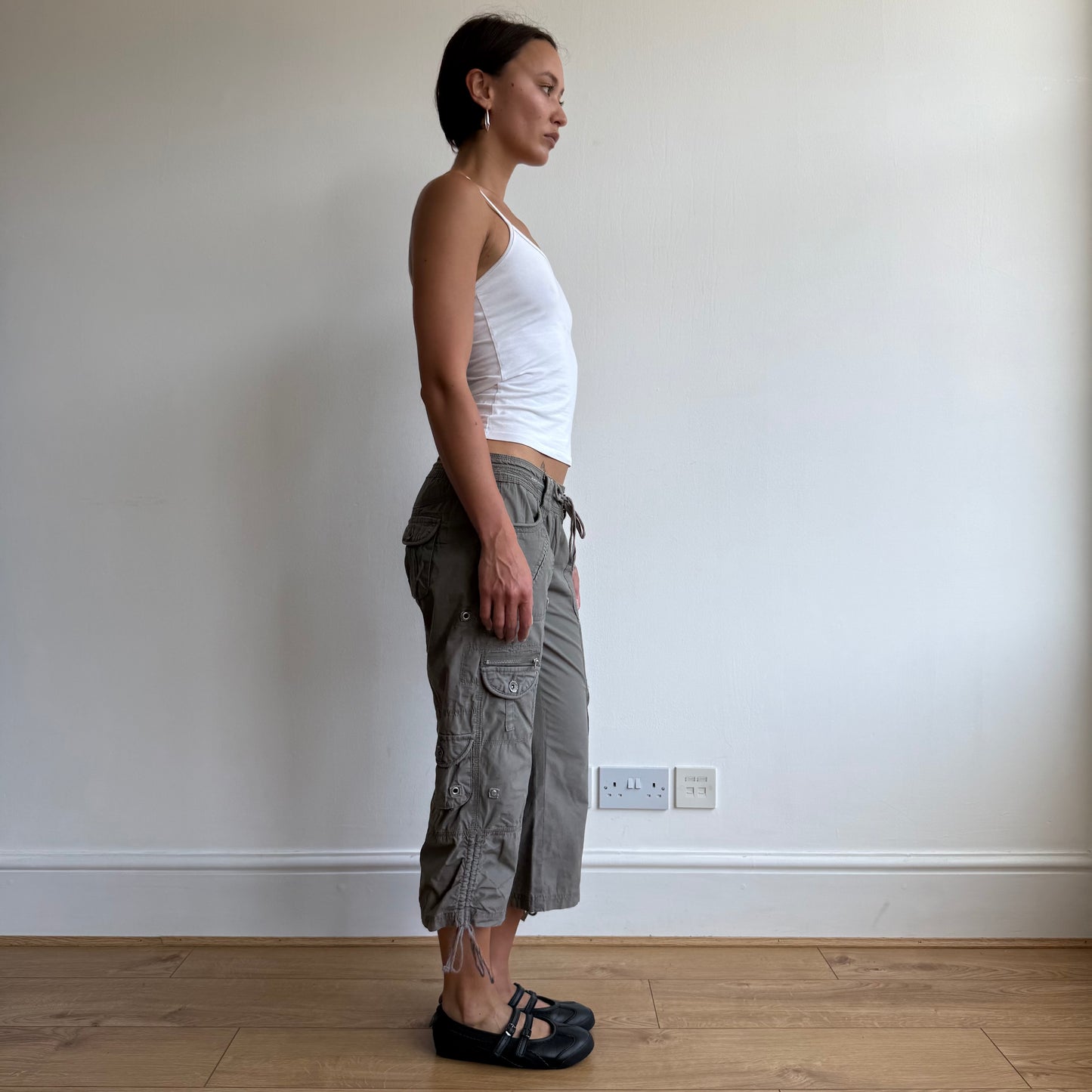 Khaki cargo ruched leg capris - Size M