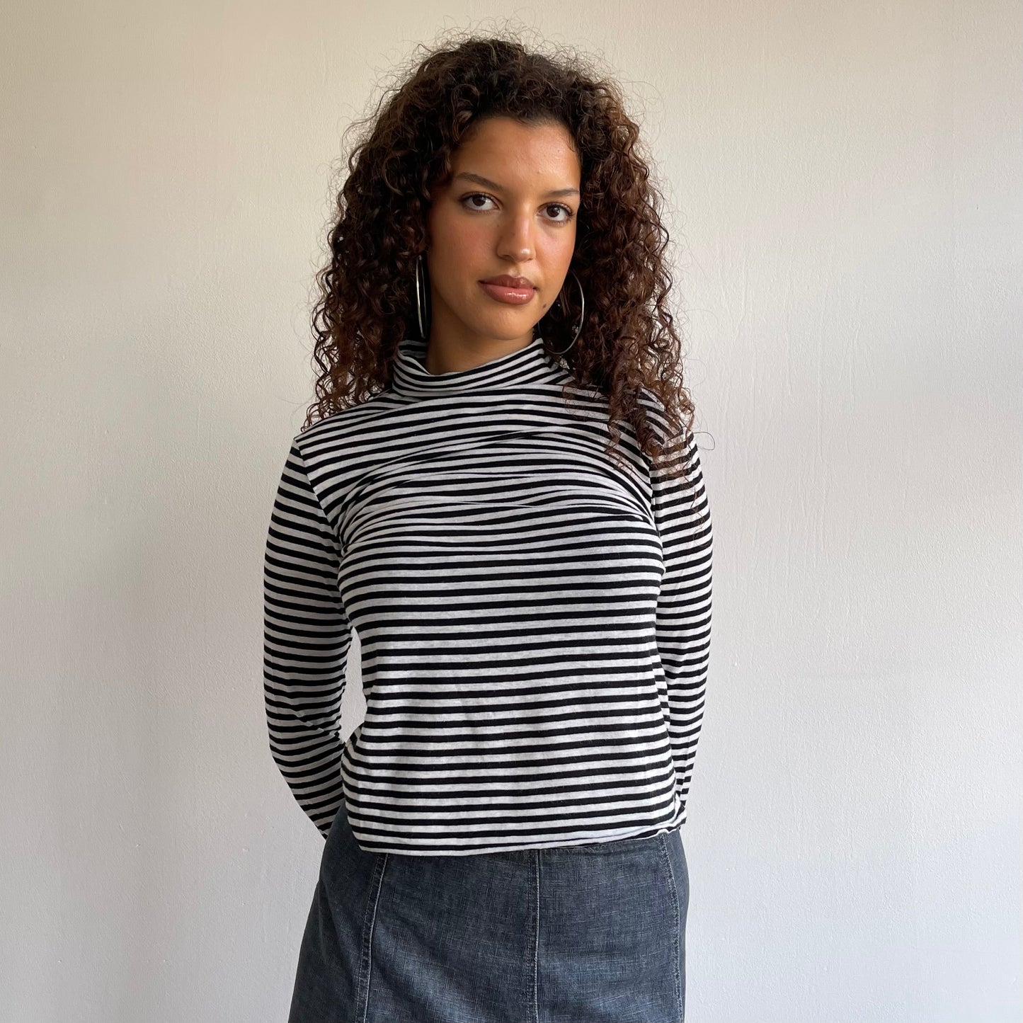 Black stripe roll neck - Size S