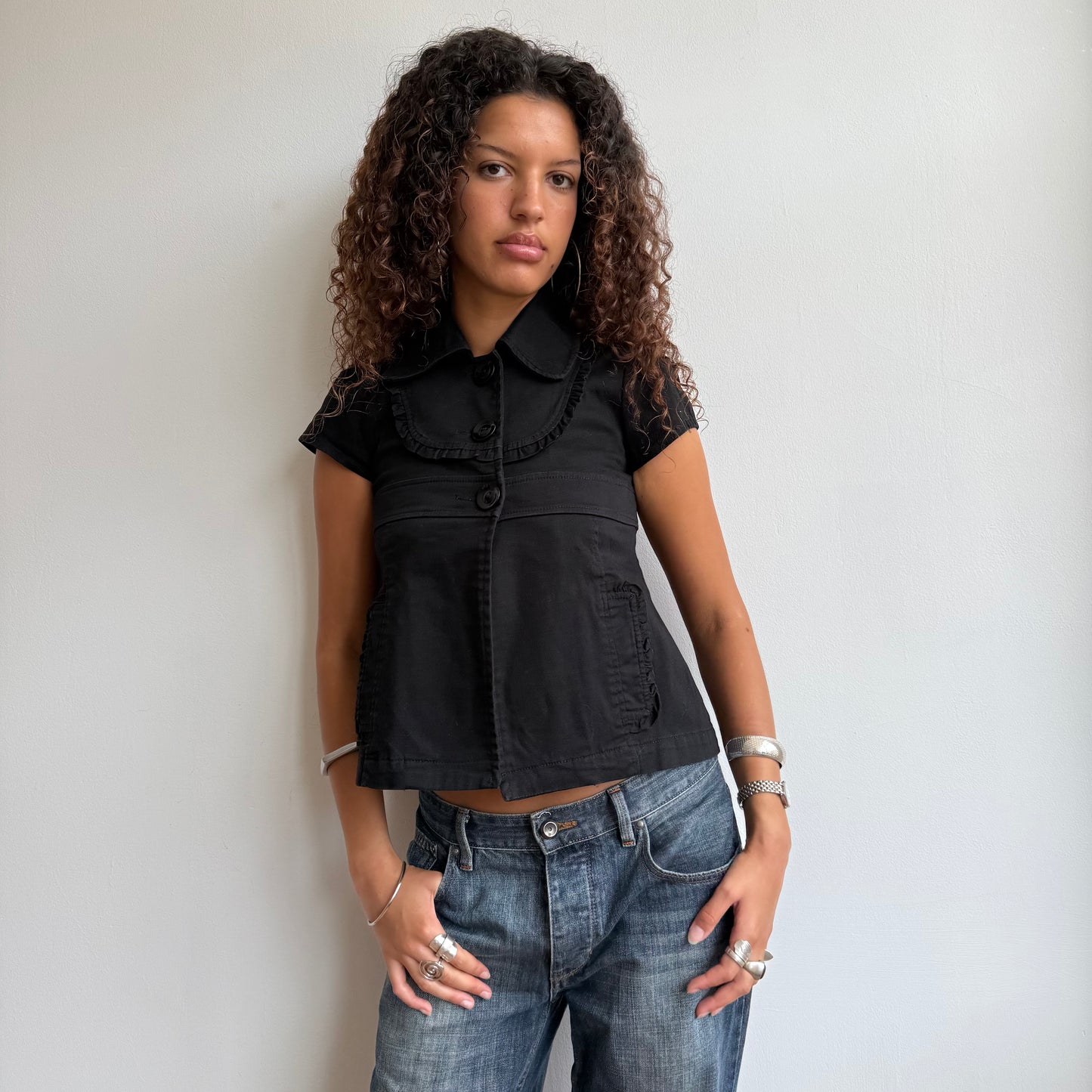 Black short sleeve ruffle peacoat - Size S